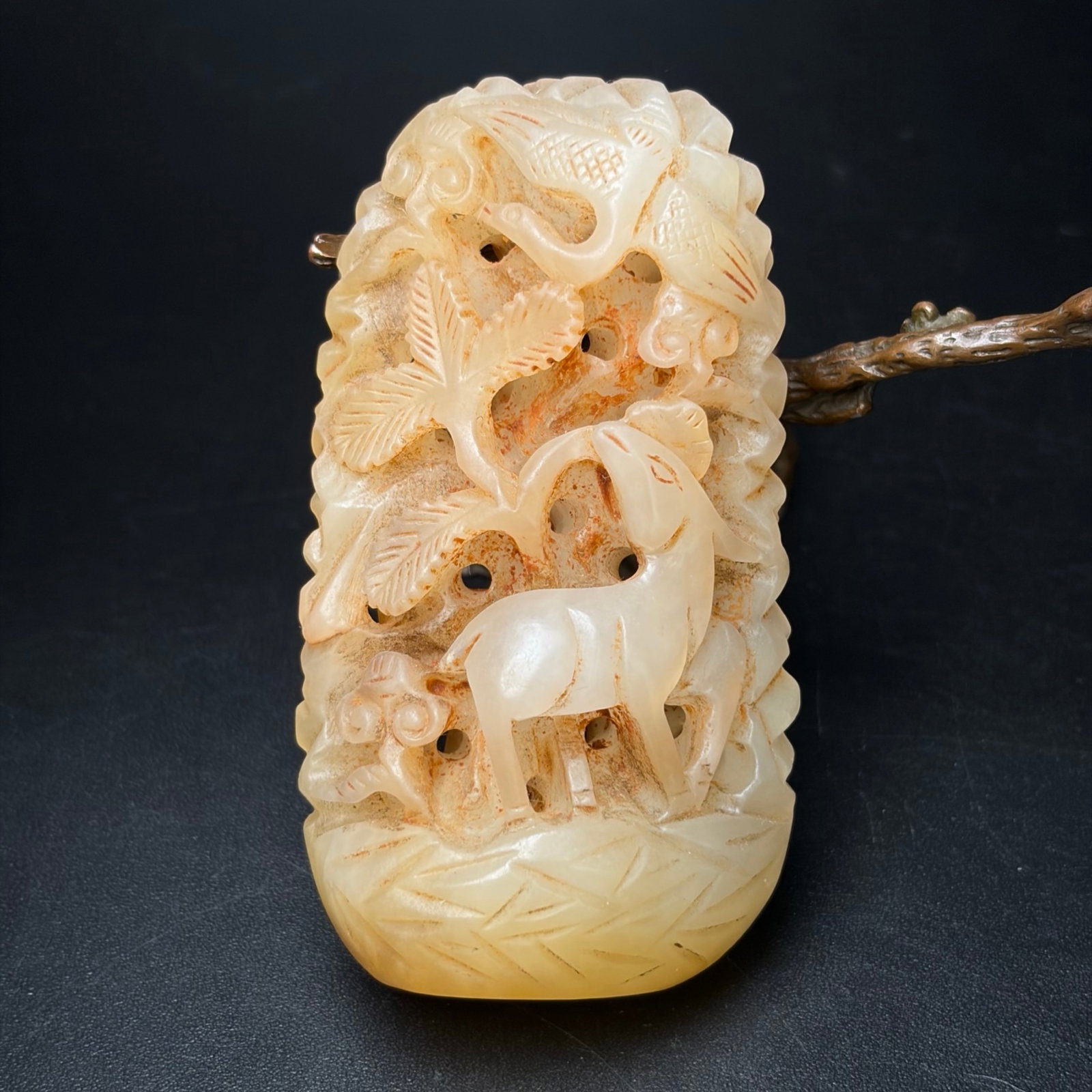 An Exquisite White Jade Deer and Crane Pattern Ornament: An Exquisite White Jade Deer and Crane Pattern Ornament,Qing Dynasty,China,Size:3.3inx1.8inx1.1in,Weight:127g 白玉鹿鹤纹摆件,中国清代