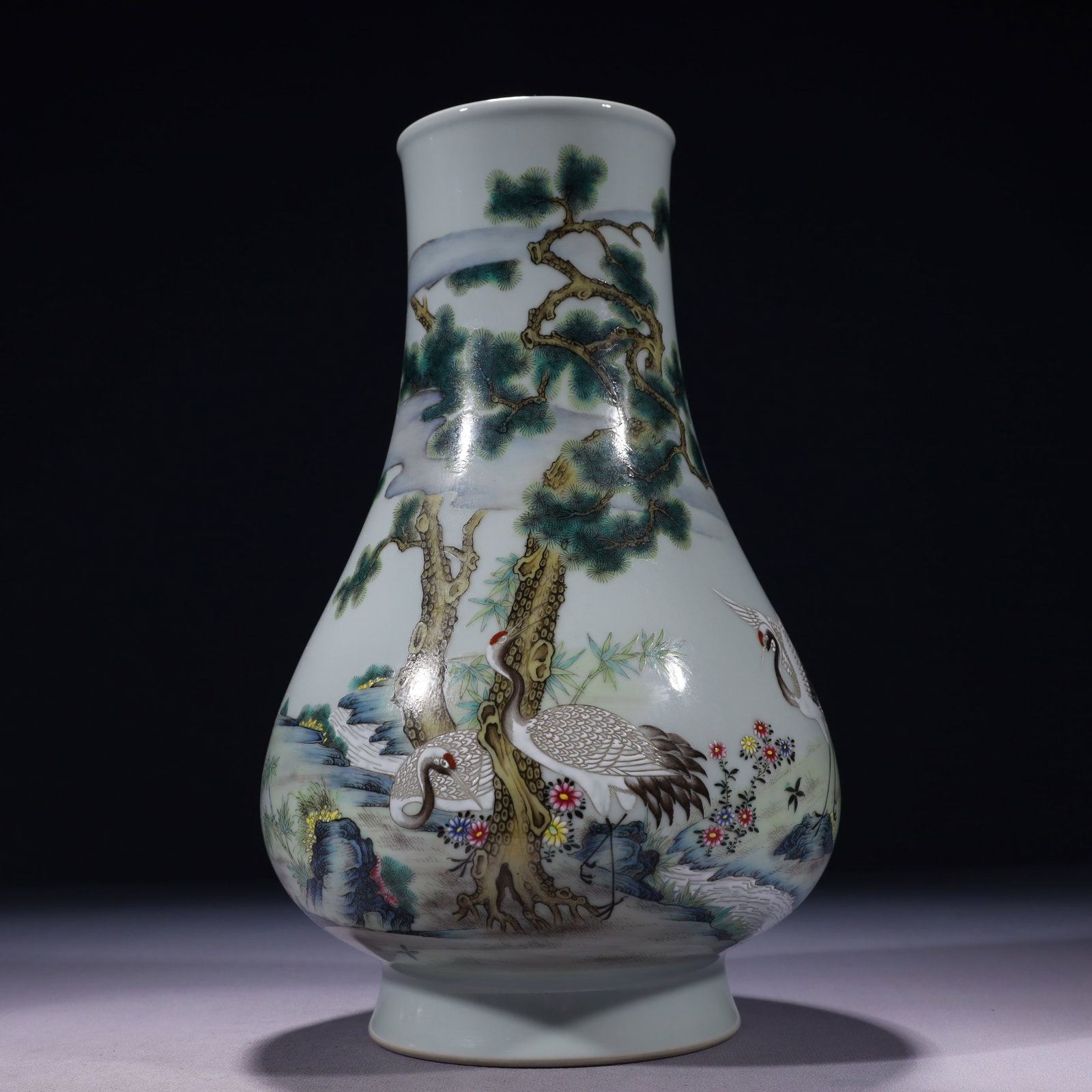 An Exquisite Enamel Pine and Crane Pattern Vase,with poem: An Exquisite Enamel Pine and Crane Pattern Vase,with poem,Qing Dynasty,China,Yongzheng Six-character Mark,Size:6.7inx11.8in,Weight:1750g 珐琅彩松鹤纹瓶,४
