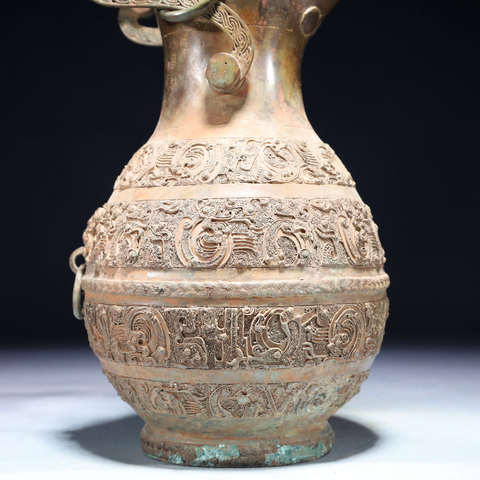 A Rare Bronze Chi-Dragon Pattern Loop-Handled Pot,With Inscription - 3