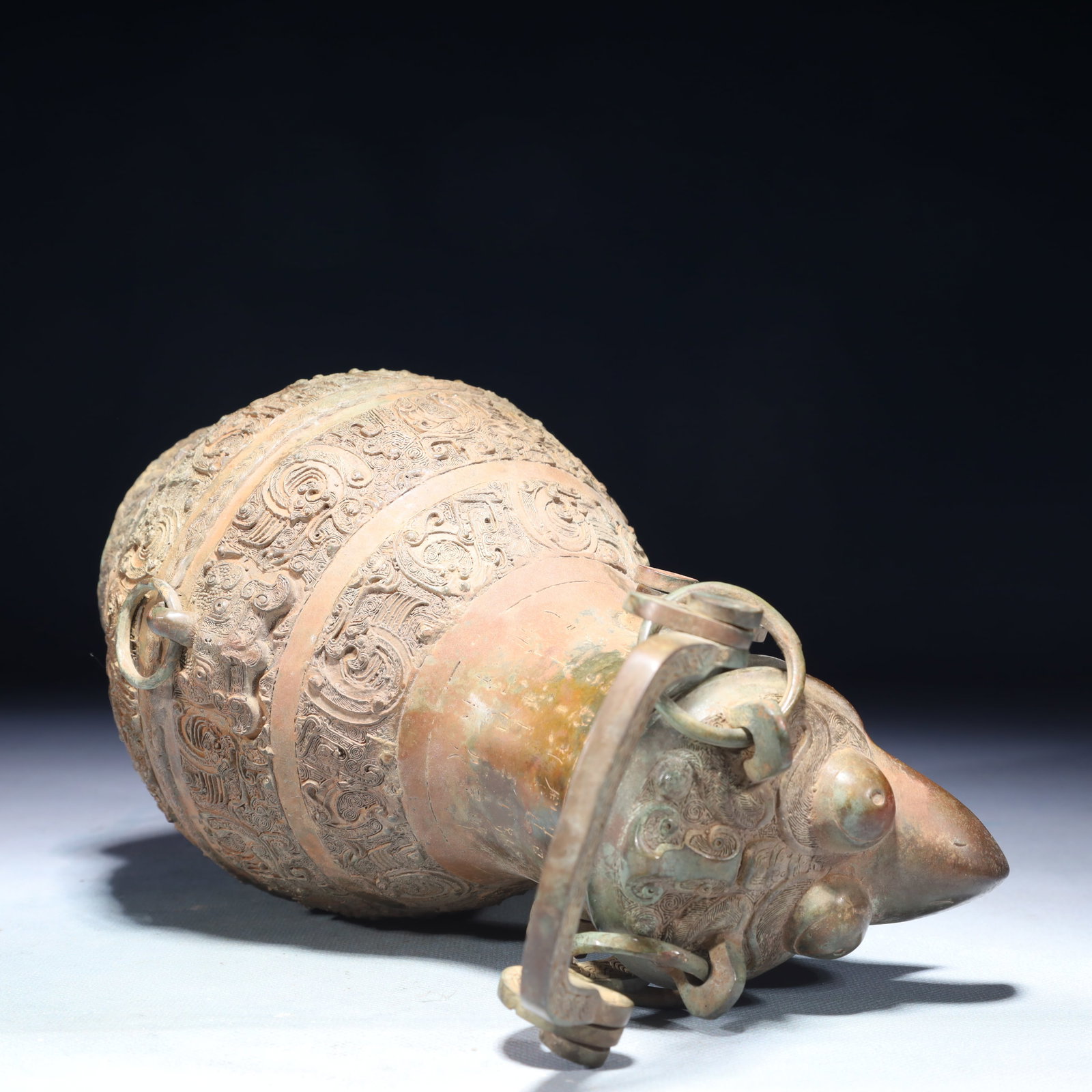 A Rare Bronze Chi-Dragon Pattern Loop-Handled Pot,With Inscription - 9