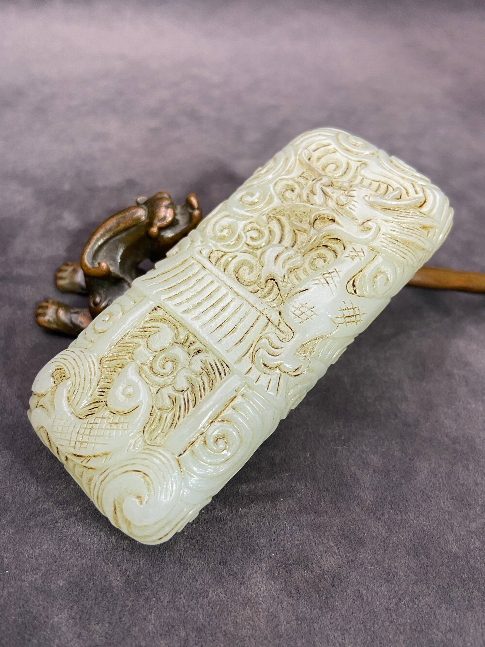 An Exquisite White Jade Fish Dragon Pattern Pendant - 3
