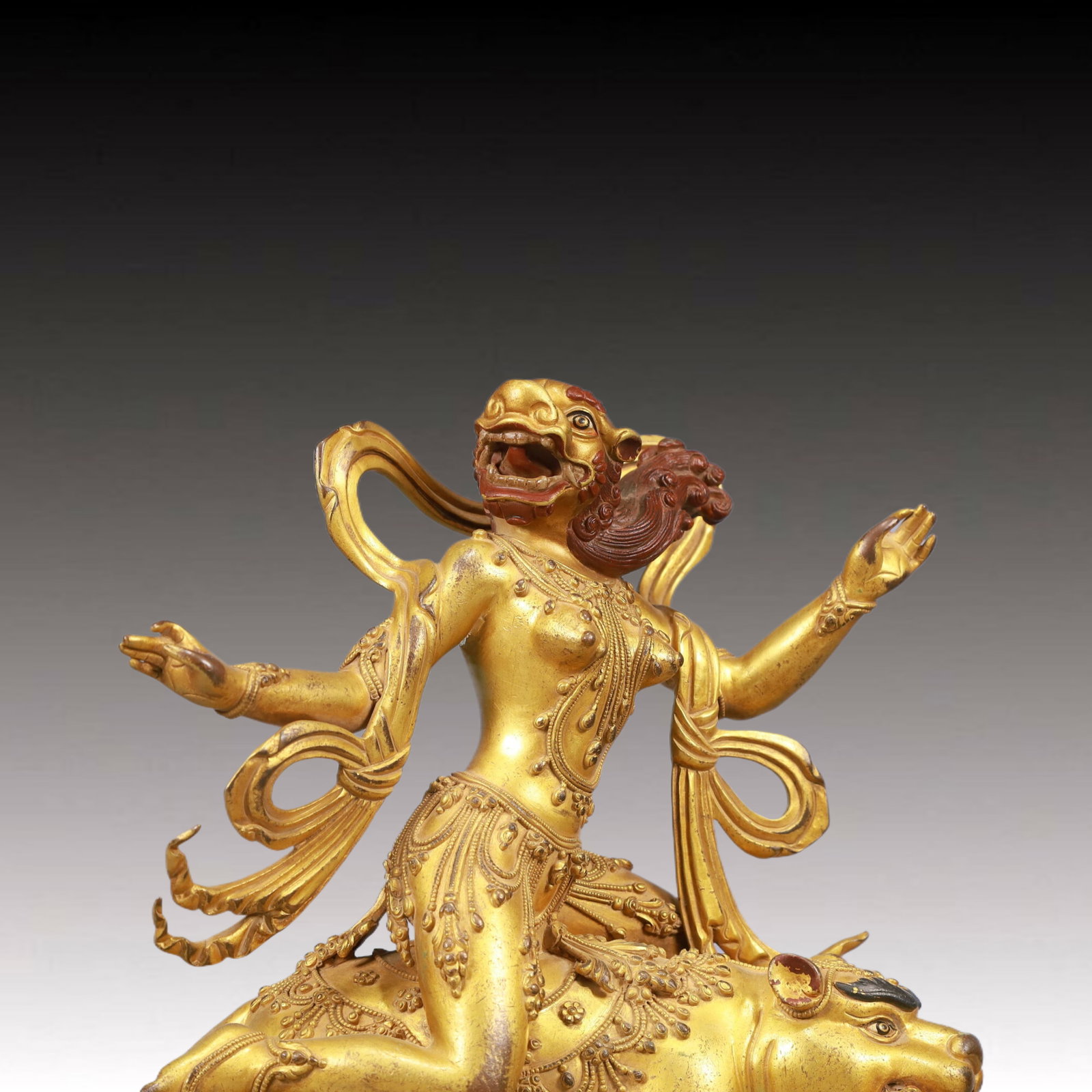 A Solemn Gilt Bronze Buddha Statue - 2