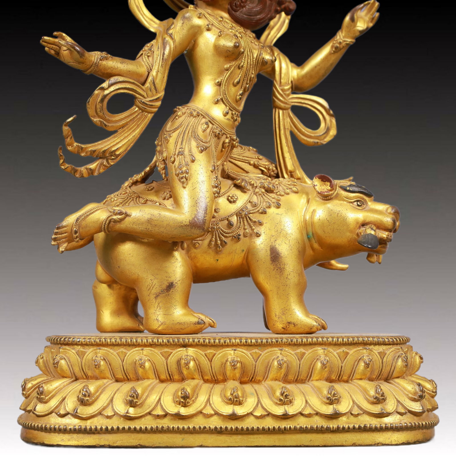 A Solemn Gilt Bronze Buddha Statue - 3