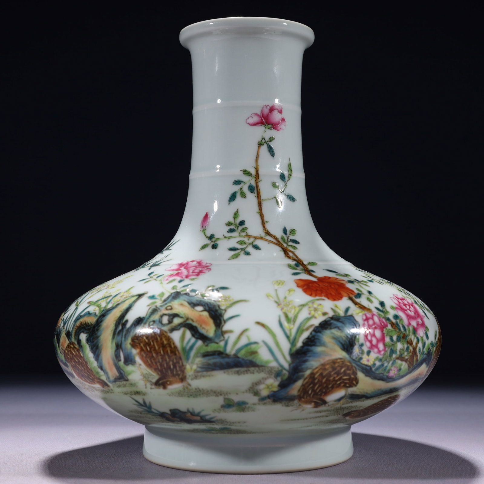 An Exquisite Famille-Rose Flower and Bird Pattern Vase (1 of 9)