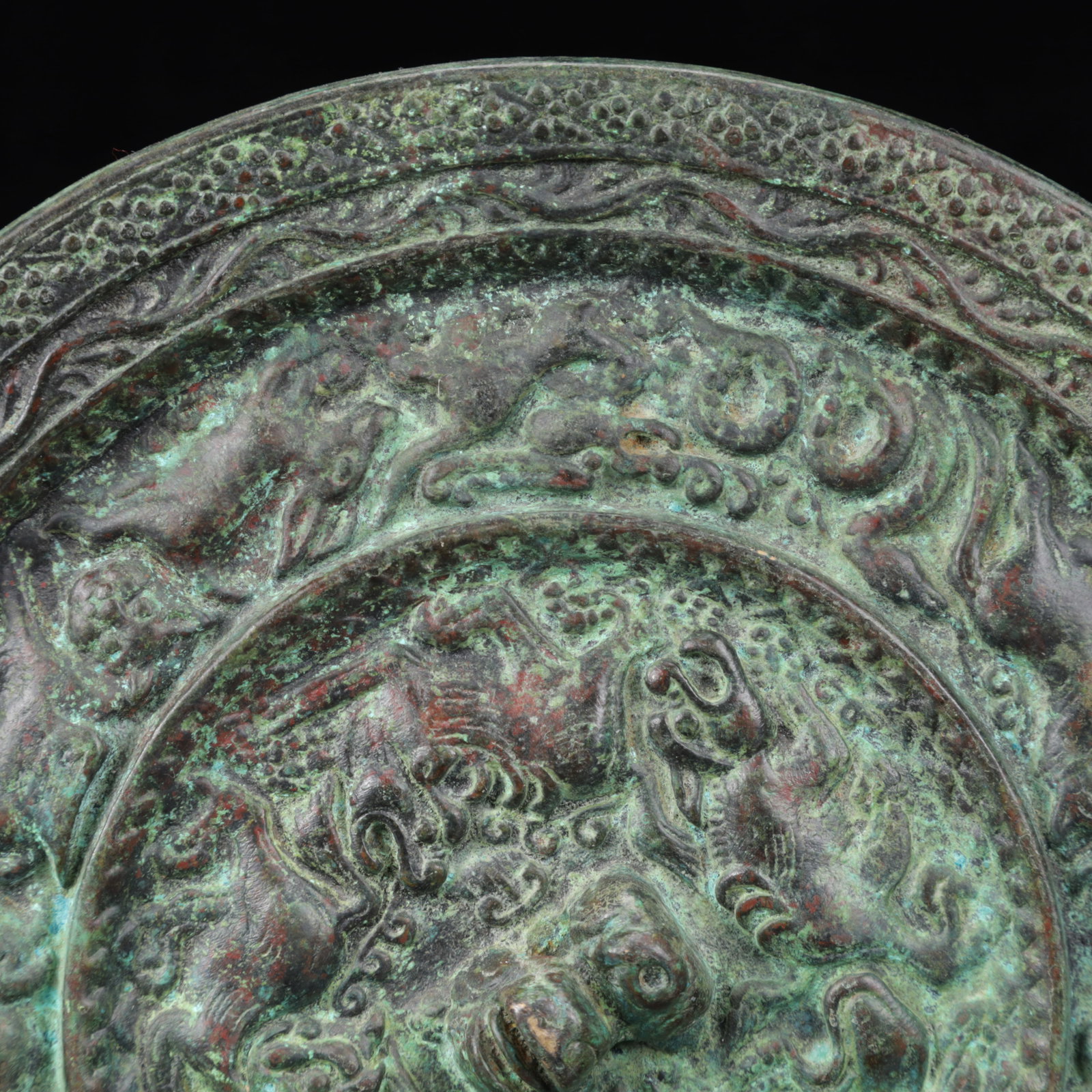 An Archaic Bronze Animal Pattern Round Mirror - 2