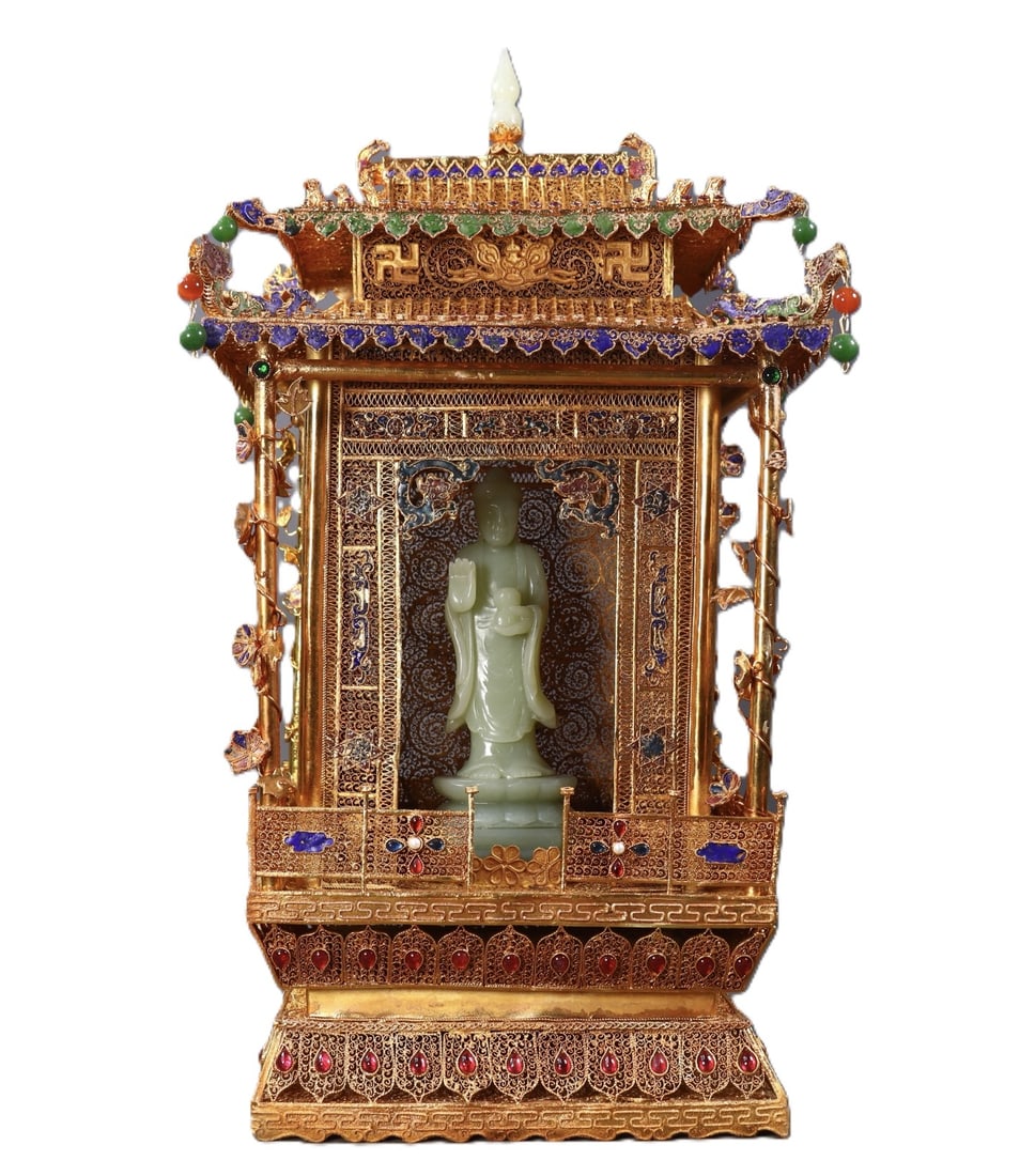 An Exquisite Filigree and Gilding Niche,with Greenish Jade Statue of Sakyamuni: An Exquisite Filigree and Gilding Niche,with Greenish Jade Statue of Sakyamuni,Qing Dynasty,China,Qianlong Four-character Mark,Size:17.3inx9.6inx7.9in,Weight:4510g 花丝鎏金