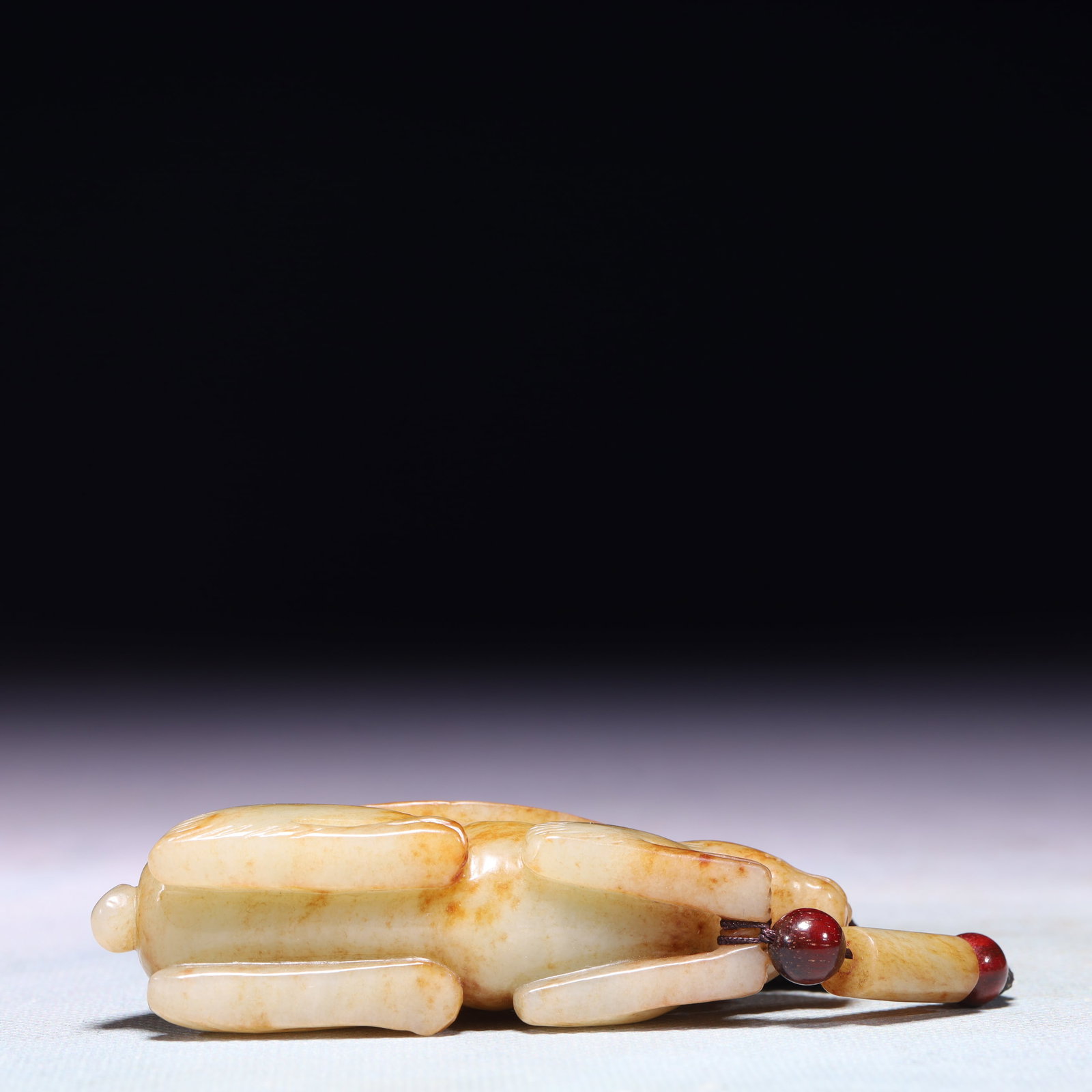 An Exquisite White Jade Rabbit Ornament - 7