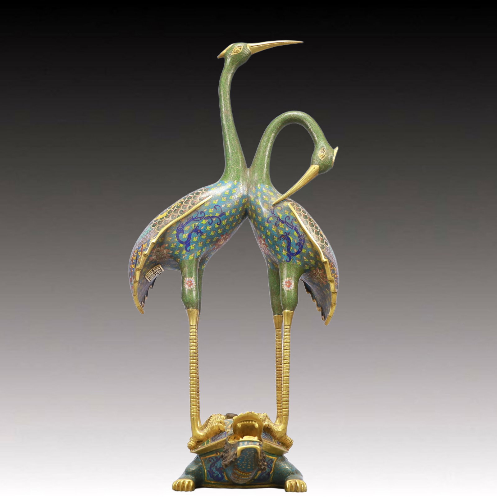 A Monumental Cloisonne Flower Pattern Red-crested crane Ornament: A Monumental Cloisonne Flower Pattern Red-crested crane Ornament,Qing Dynasty, China,Qianlong Four-character Mark,Size:12.2inx11inx25.6in Weight:9500g 景泰蓝花卉纹&