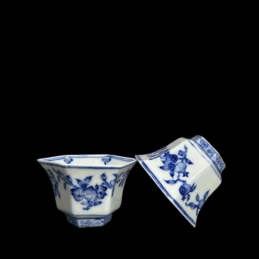 A Pair of Exquisite Blue and White Fruit Pattern Cups: A Pair of Exquisite Blue and White Fruit Pattern Cups,Qing Dynasty,China,Yongzheng Six-character Mark,Size:2inx2.8in