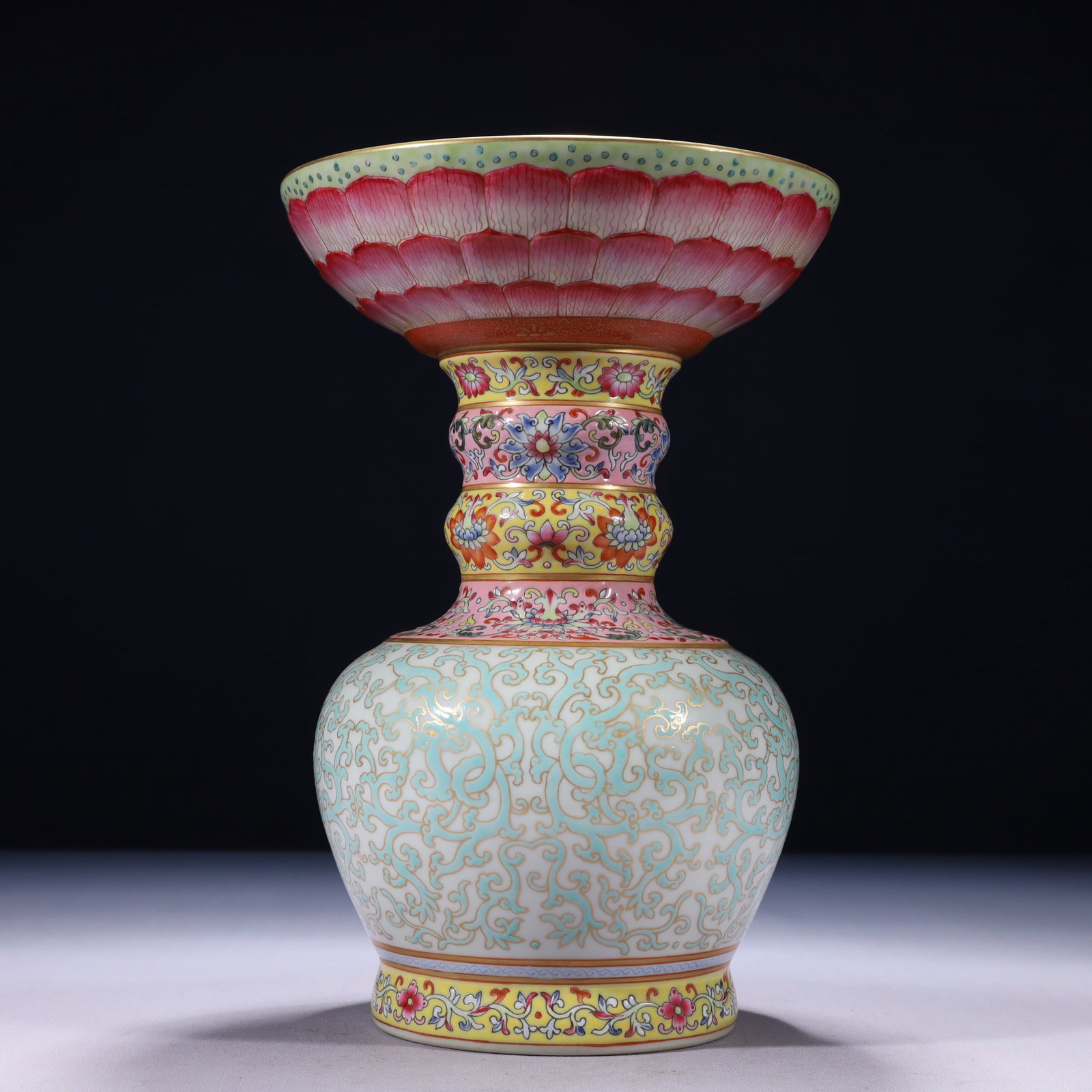 An Exquisite Celadon Glazed Famille-Rose Painted Gold Lotus Pattern Vase: An Exquisite Celadon Glazed Famille-Rose Painted Gold Lotus Pattern Vase 青釉粉彩描金缠枝莲纹瓶,中国清代,ű