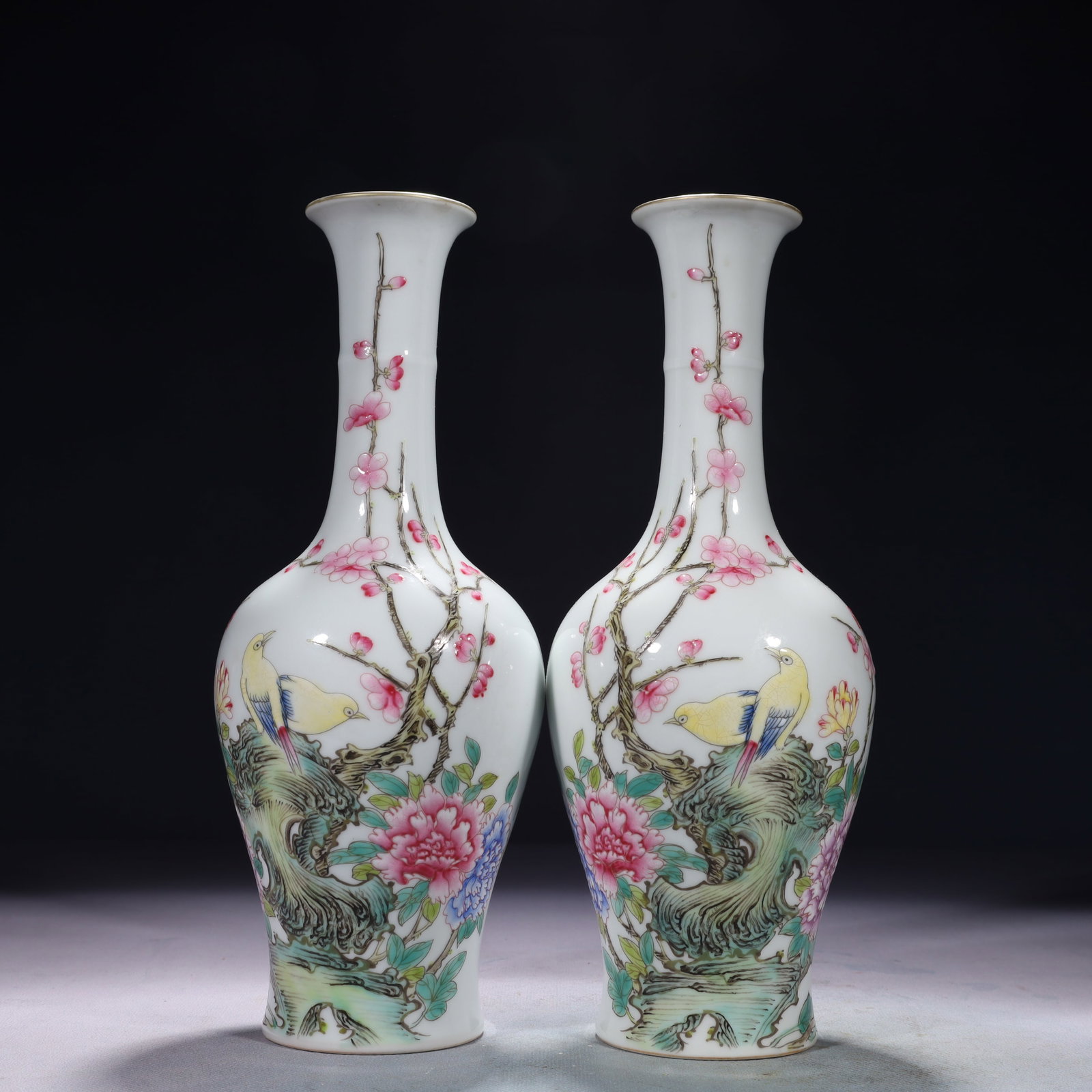 A Pair of Exquisite Famille-Rose Flower and Bird Pattern Vases,with poem: A Pair of Exquisite Famille-Rose Flower and Bird Pattern Vases,with poem,Qing Dynasty,China,Yongzheng Four-character Mark,Size:3.5inx10.2in,Weight:1300g 一对粉彩花鸟