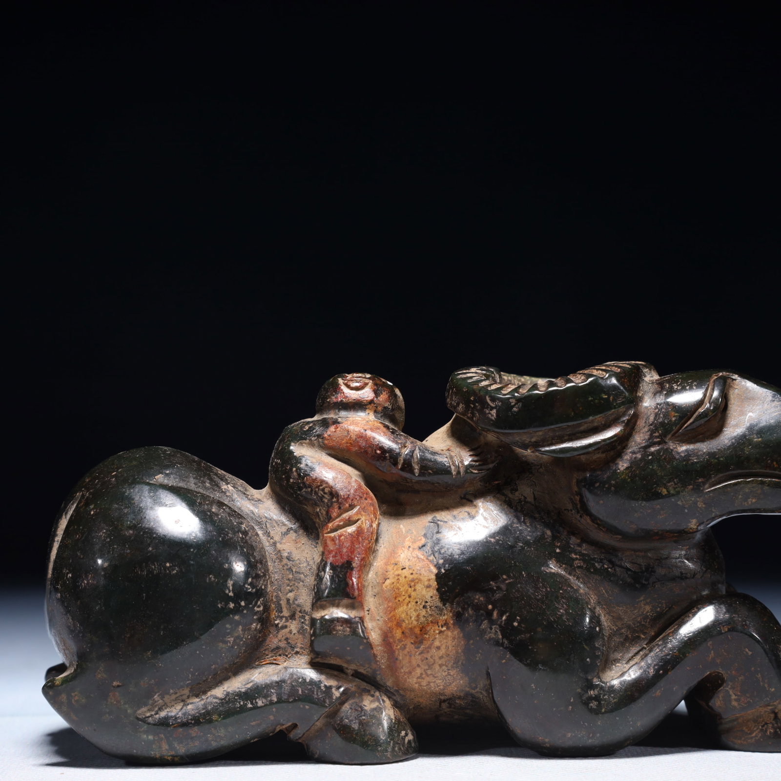 An Exquisite Jasper Sheep Ornament - 2