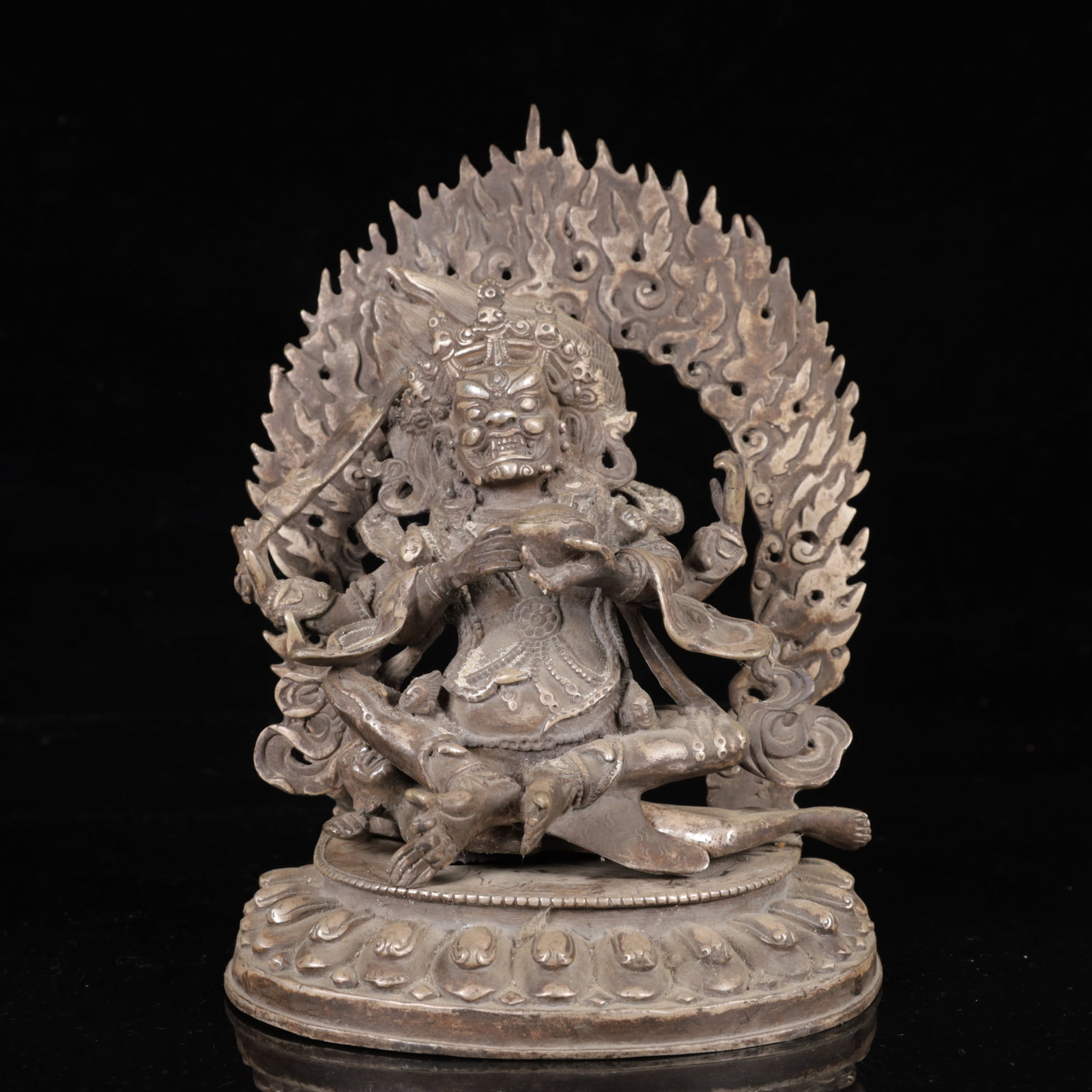 An Exquisite Silver-Plated Bronze Statue of Vajra: An Exquisite Silver-Plated Bronze Statue of Vajra,Qing Dynasty,China,Size:6.3inx3.5inx9.1in,Weight:2250g 铜镀银金刚像,中国清代
