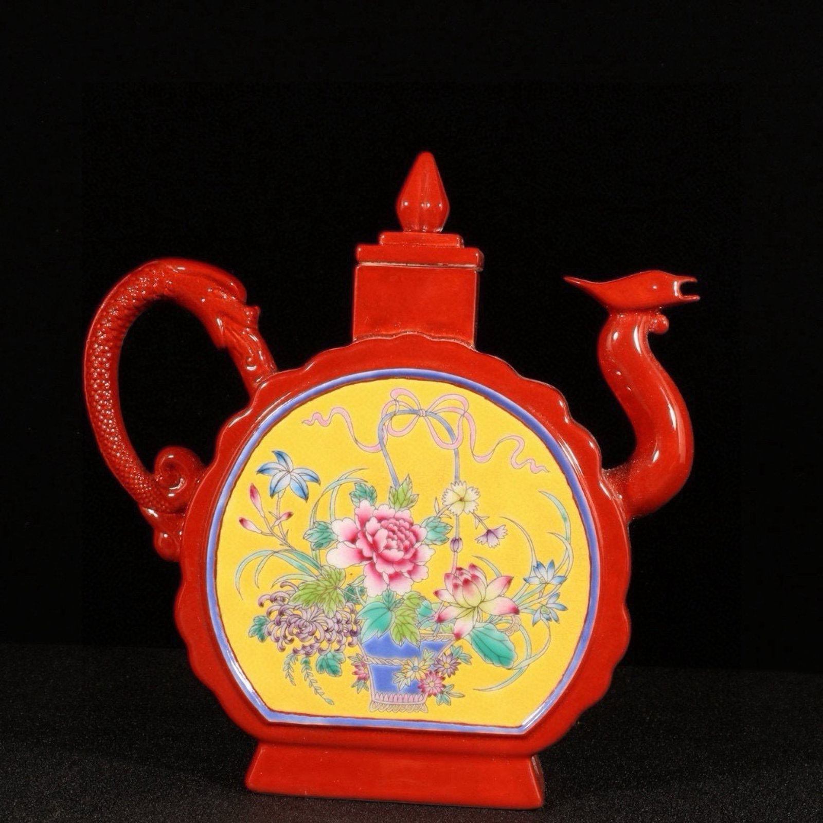 An Exquisite Red Glazed Enamel Flower Pattern Teapot - 5