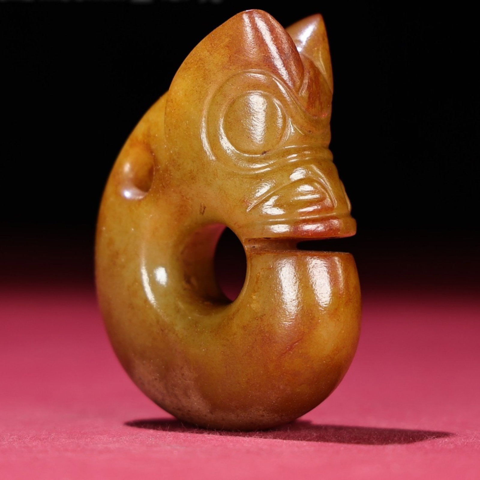 An Exquisite White Jade Beast-Face Pattern Pendant: An Exquisite White Jade Beast-Face Pattern Pendant,Qing Dynasty,China,Size:2.9inx0.8inx2in,Weight:127g 白玉兽面纹挂件,中国清代