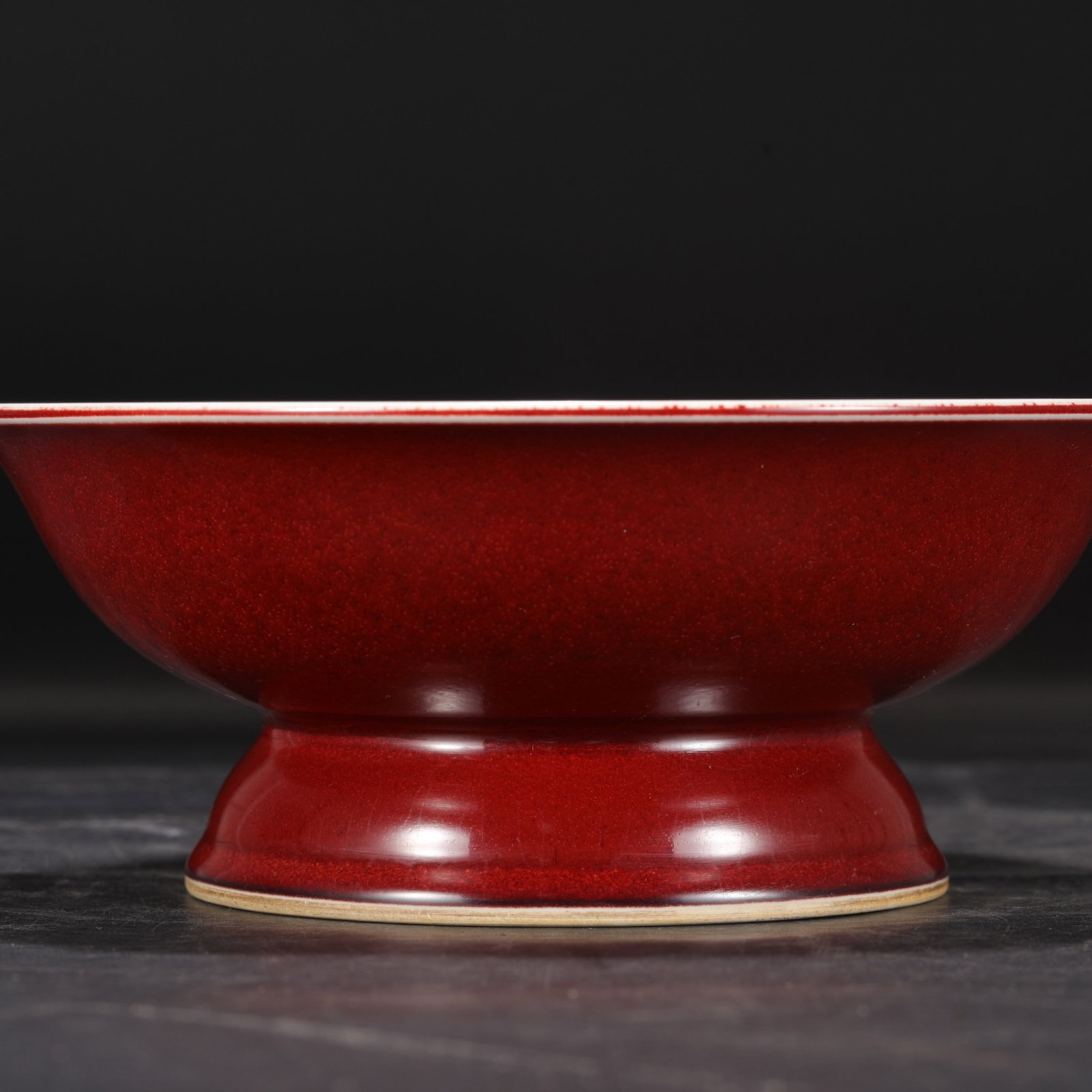 An Exquisite Ruby red-Glazed Stem Plate - 9
