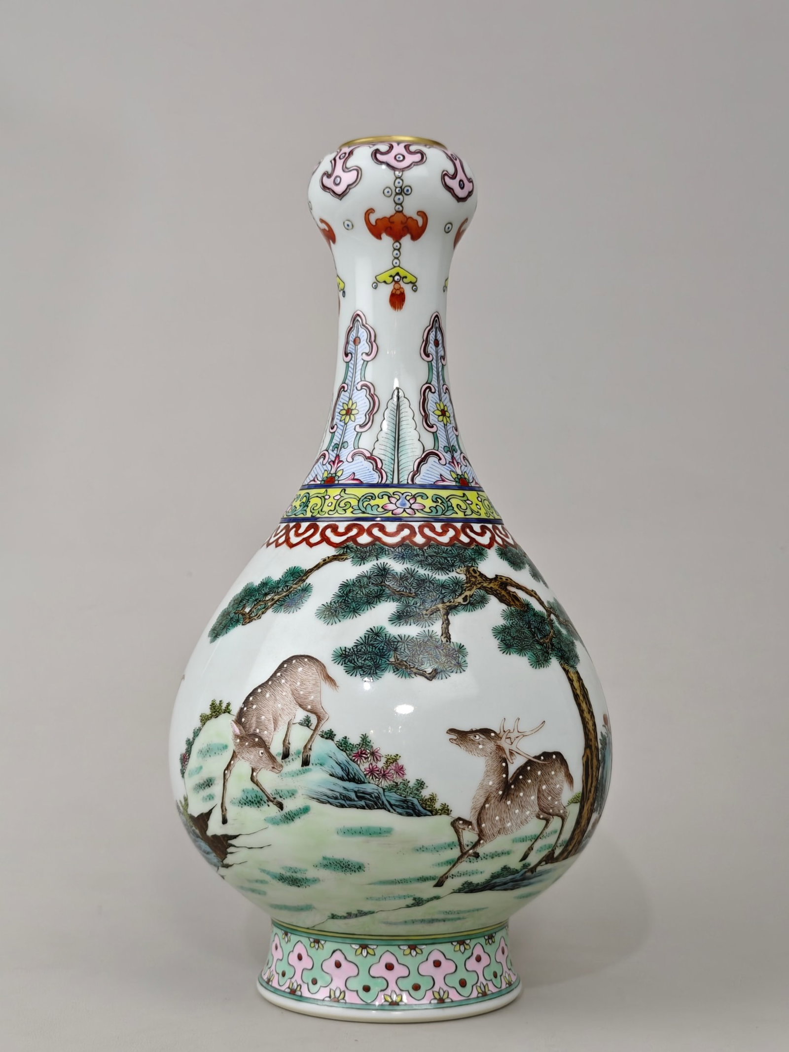An Exquisite Famille-Rose Painted Gold Pine and Deer Pattern Vase (1 of 9)