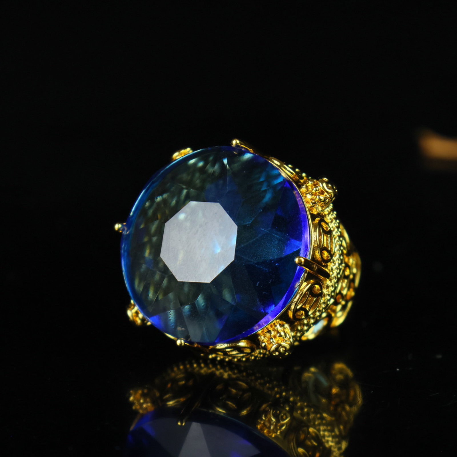 An Exquisite Ring - 3