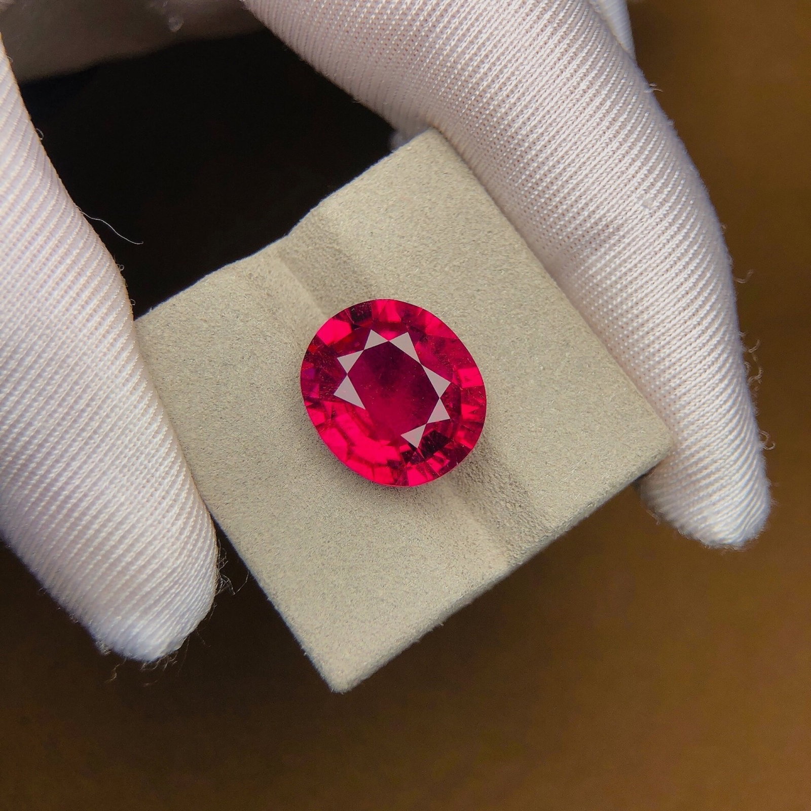 8.86Ctw Natural Tourmaline Loose: 8.86Ctw Natural Tourmaline Loose,Size:0.6inx0.5inx0.3in 8.86Ctw天然碧玺裸石