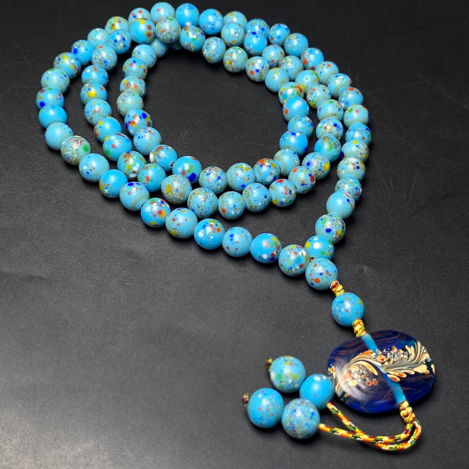 A Precious Glass Necklace - 5