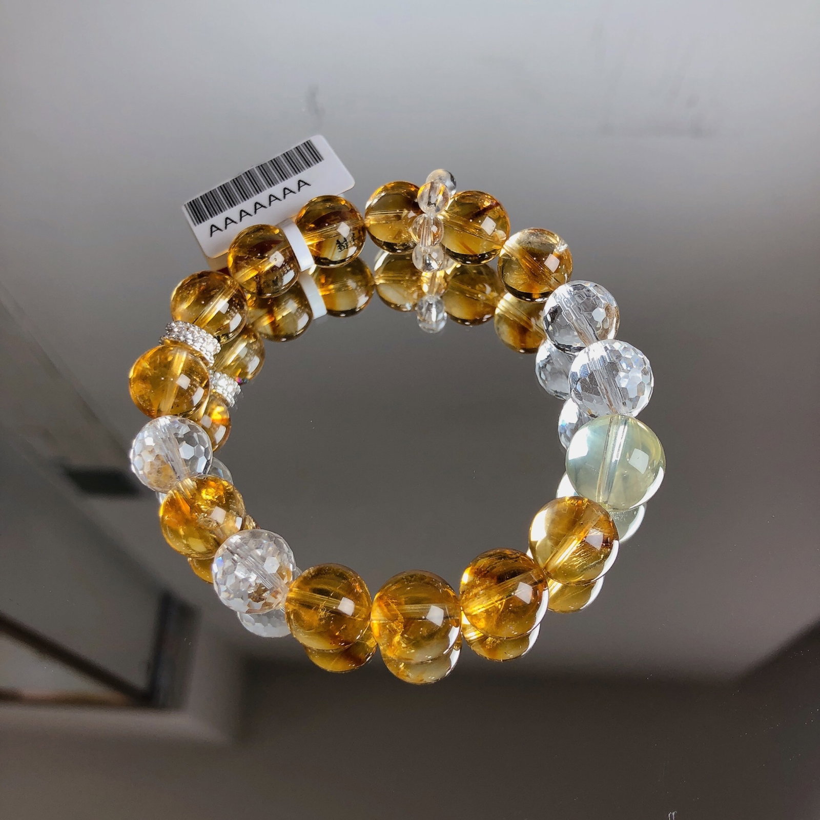 An Exquisite Crystal Bracelet - 2