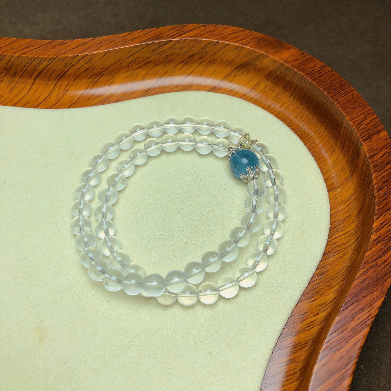 An Exquisite Crystal Aquamarine Bracelets: An Exquisite Crystal Aquamarine Bracelets,Size:0.2in,0.4in,Weight:22.1g 水晶海蓝宝手串
