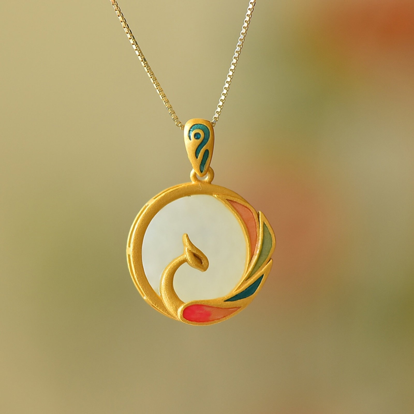 An Exquisite Sterling Silver Inlaid White Jade Necklace: An Exquisite Sterling Silver Inlaid White Jade Necklace,Size:0.6inx0.2in 纯银镶白玉项链