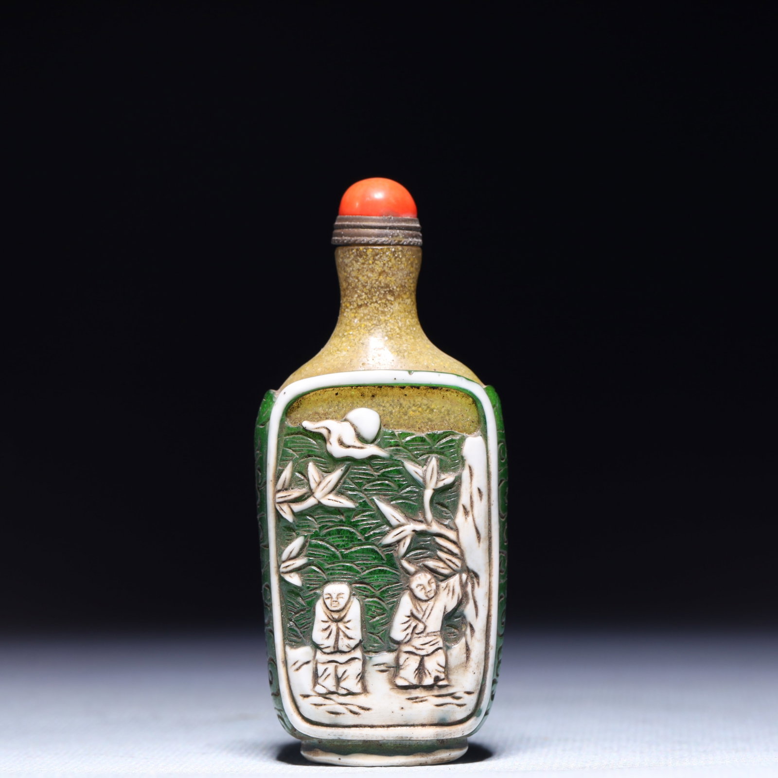 An Exquisite Glass Figure Pattern Snuff Bottle - 5