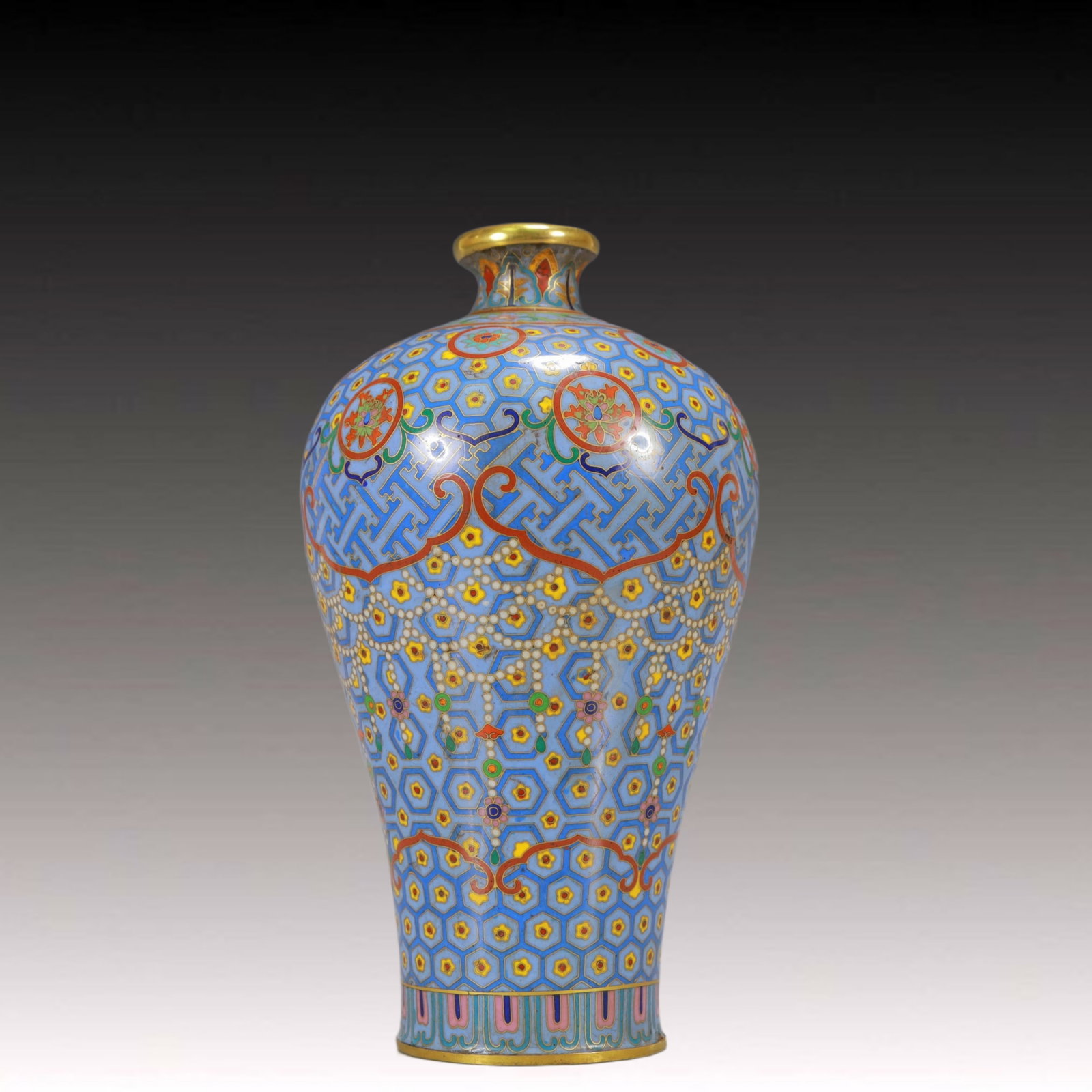 An Exquisite Cloisonne Flower Pattern Vase - 2