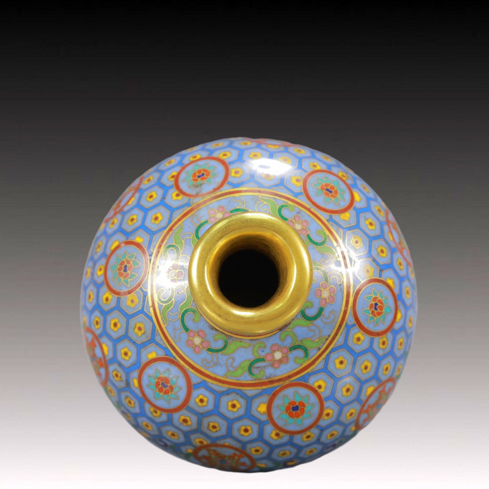 An Exquisite Cloisonne Flower Pattern Vase - 5