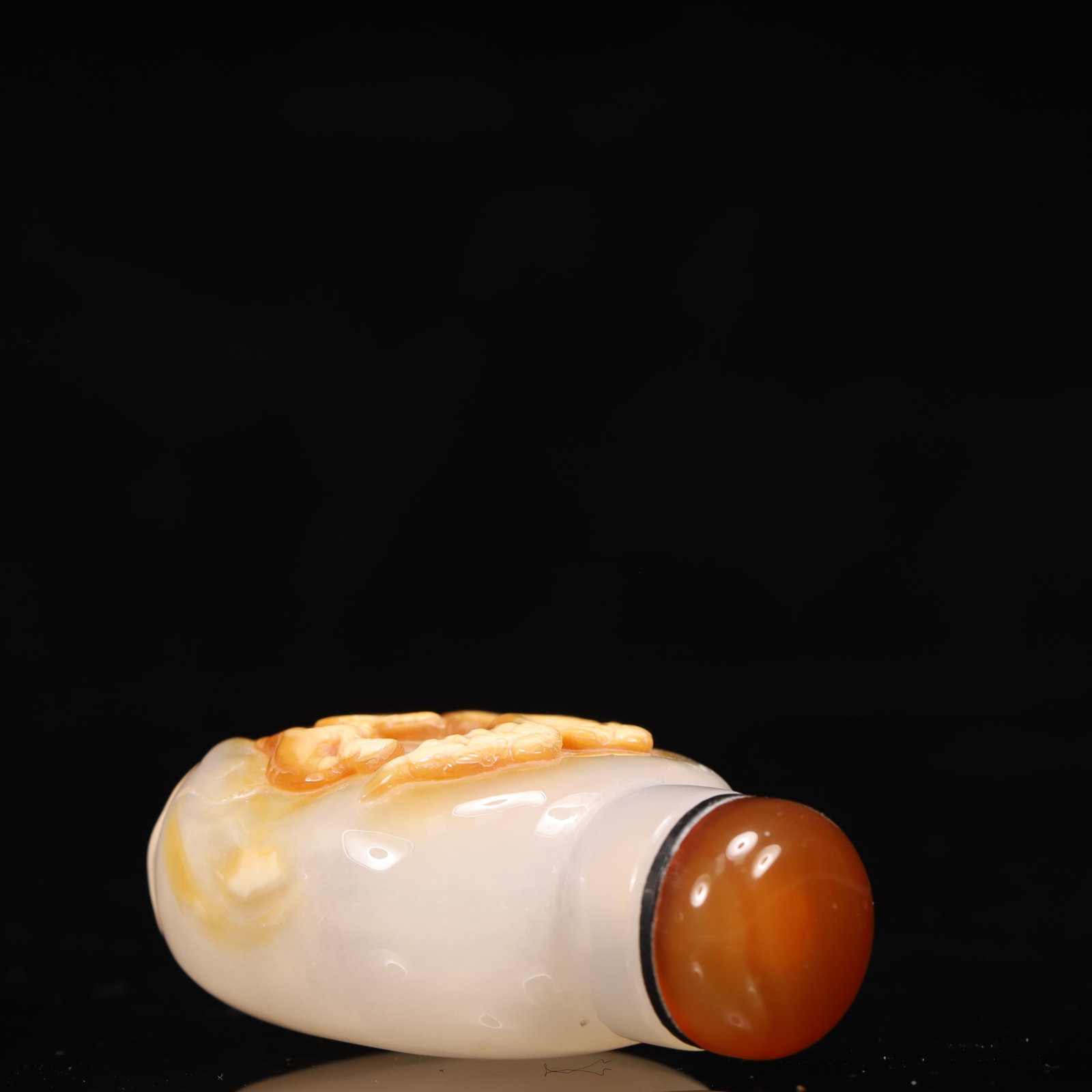 An Exquisite Agate Figure and Pine Pattern Snuff Bottle - 7