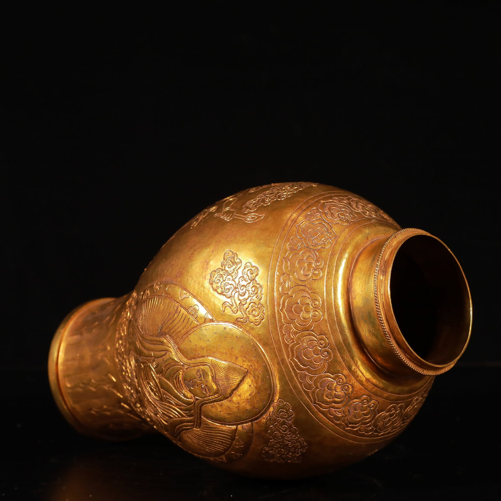 A Rare Gilt Bronze Buddha Statue Pattern Bottle - 9