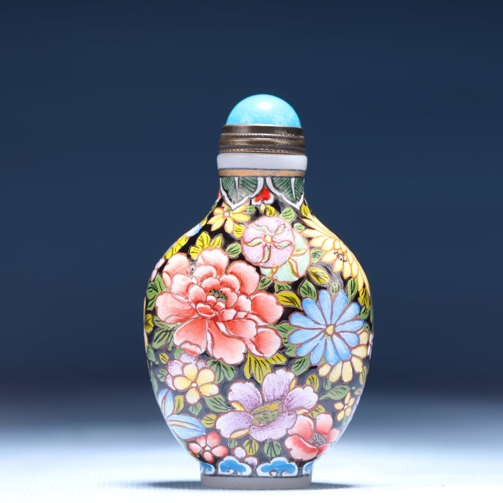 An Exquisite Glass Flower Pattern Snuff Bottle - 4