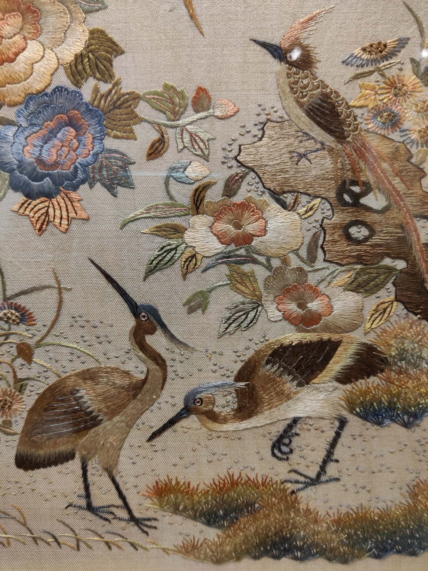 An exquisite dragon embroidery - 3