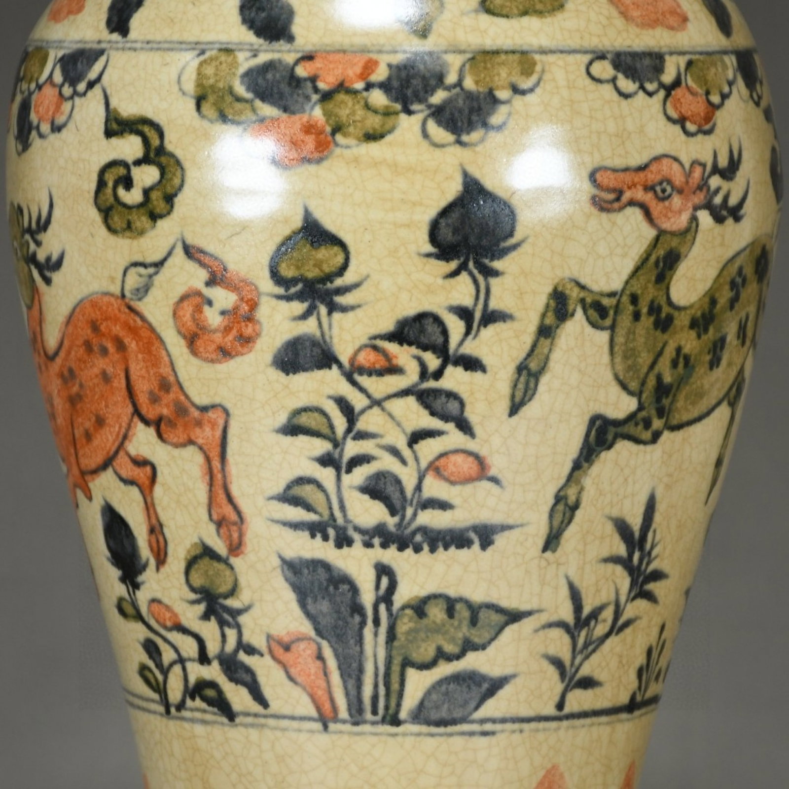 A Rare Biscuit Sika Deer Pattern Vase - 4
