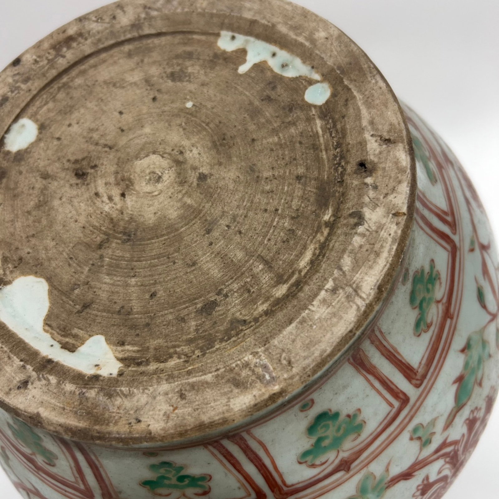 A Rare Doucai Peony Pattern Jar - 7