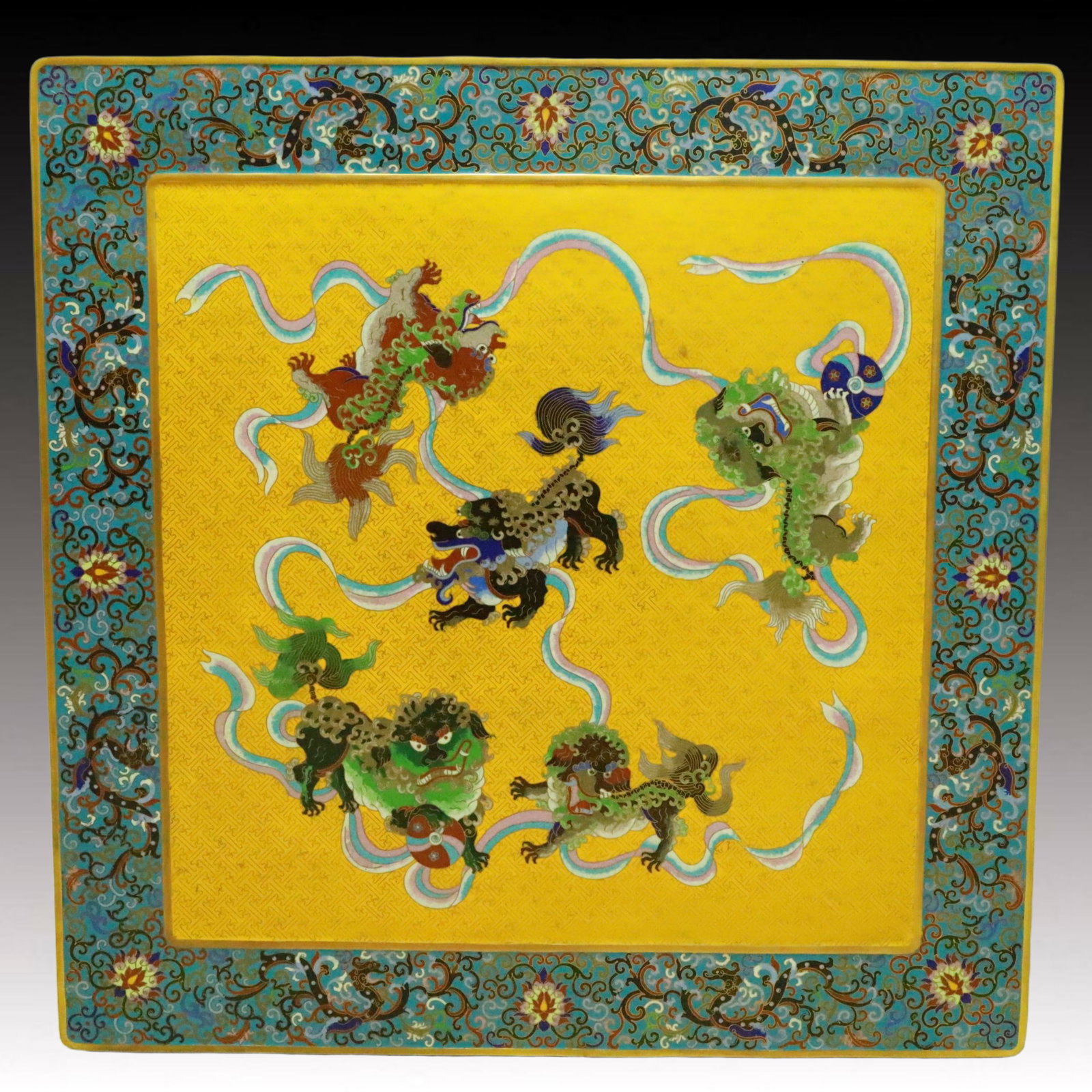 A Huge Cloisonne Lotus and Lion Pattern Table - 8