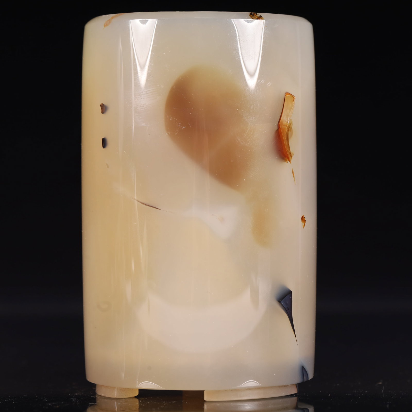 An Exquisite Agate Tripod Brush Pot - 5
