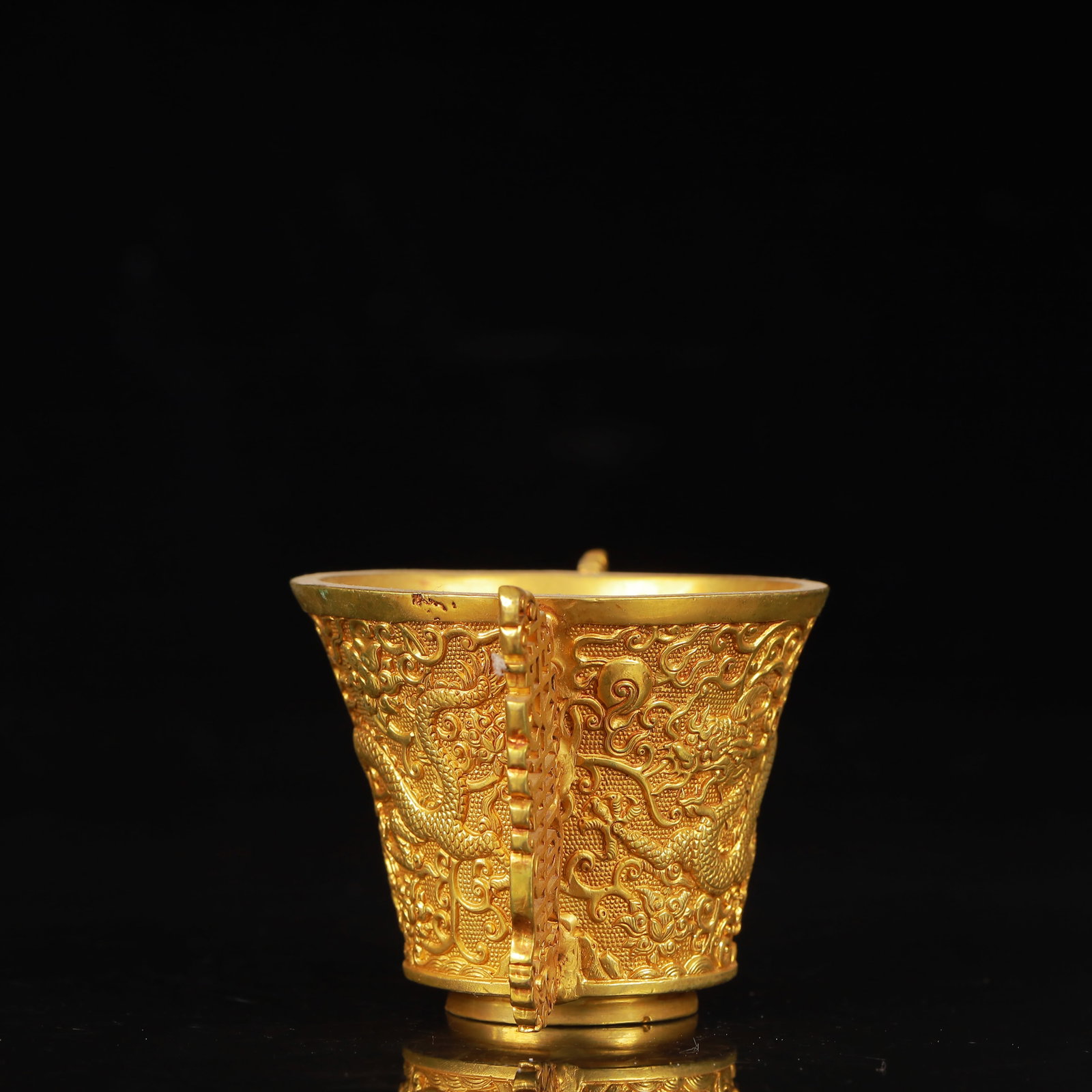 An Exquisite Gilt Bronze Dragon Pattern Double-Ears Cup - 6