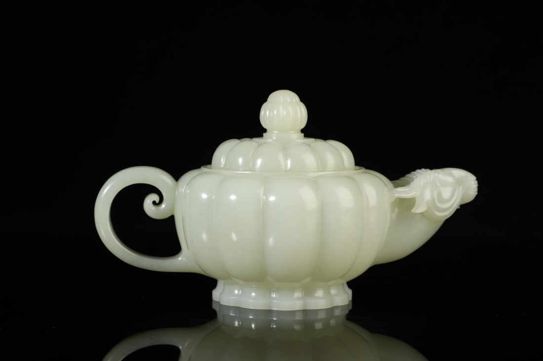 An Exquisite White Jade Sheep-head Teapot - 6