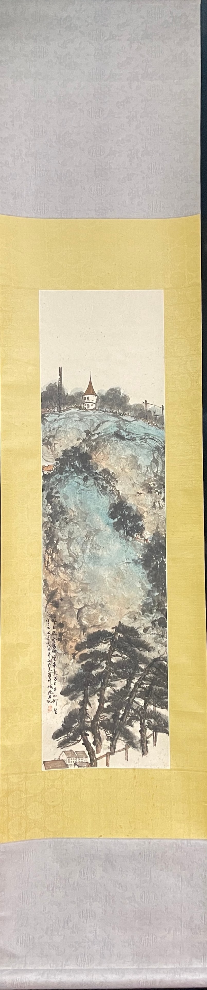 A Chinese Vertical Scroll Ink Painting of Landscape on Paper,Fu Baoshi: A Chinese Vertical Scroll Ink Painting of Landscape on Paper,Fu Baoshi,Size:11.4inx43.3in 一幅中国水墨山水画立轴,傅抱ĳ