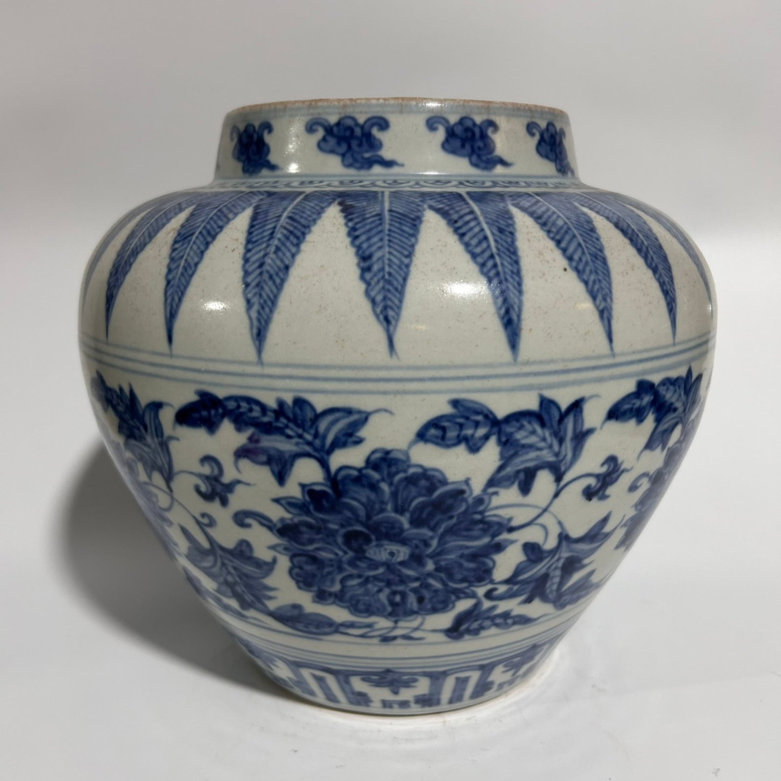 A Rare Blue and White Peony Pattern Jar: A Rare Blue and White Peony Pattern Jar,Qing Dynasty,China,Size:13inx7.3in 青花牡丹纹罐,中国清代