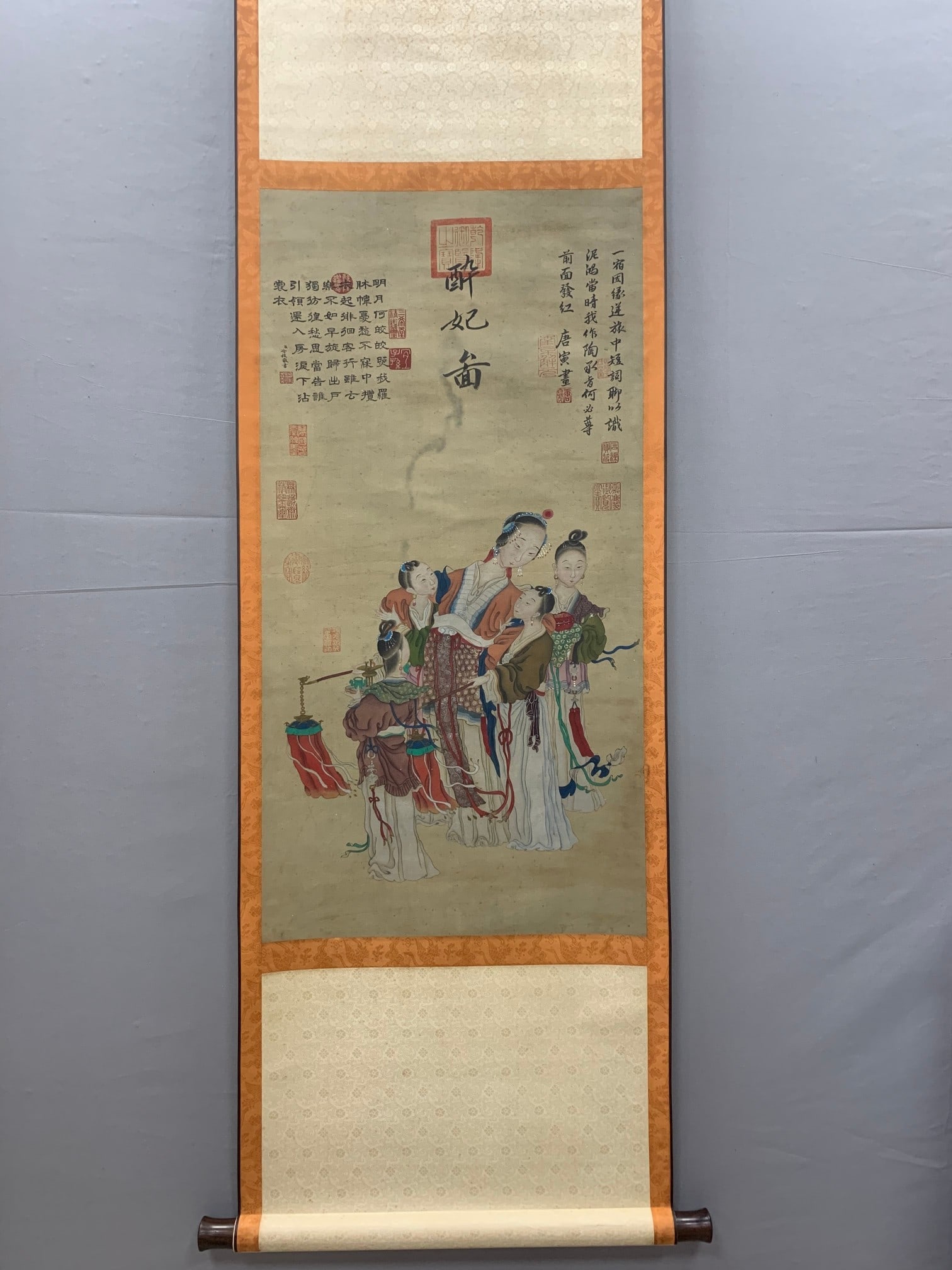 A Chinese Vertical Scroll Ink Painting of Figure on Silk,Tang Yin: A Chinese Vertical Scroll Ink Painting of Figure on Silk,Tang Yin,Size:(Without frame)37inx18.9in 一幅中国水墨绢本人物画立๘