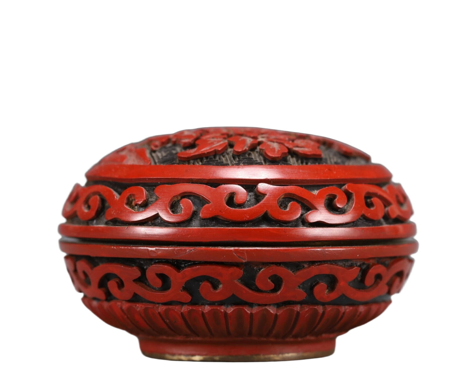 An Exquisite Carved Red Lacquer Flower Pattern Box - 3
