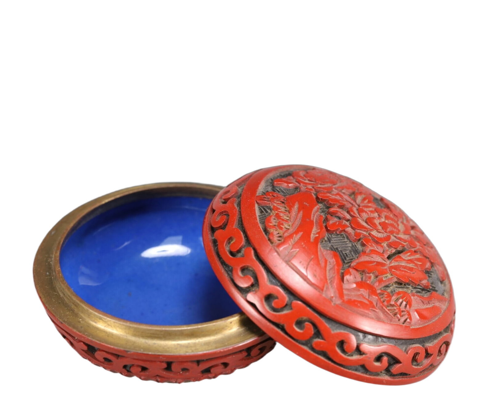 An Exquisite Carved Red Lacquer Flower Pattern Box - 6