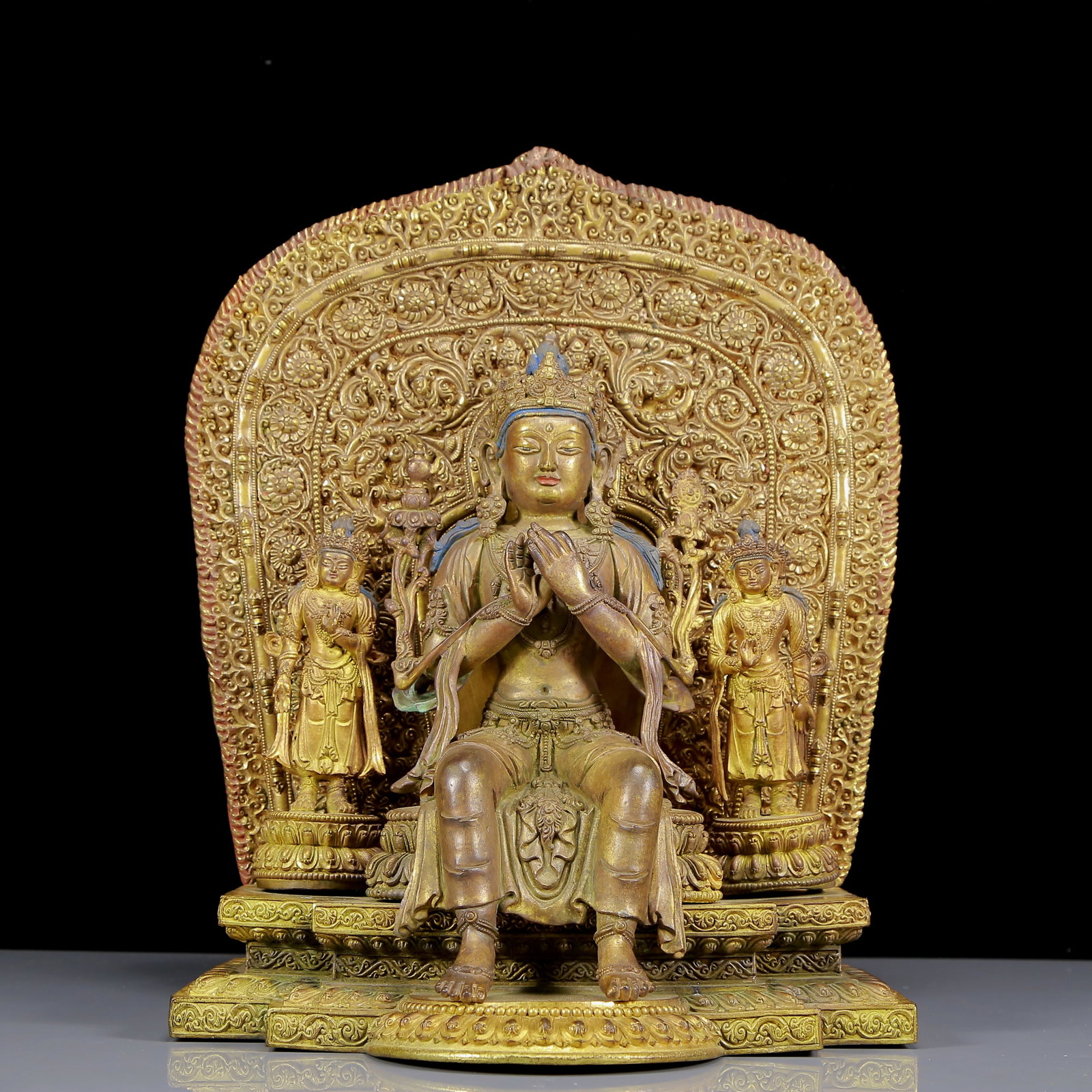 A Solemn Gilt Bronze Statue of Maitreya Buddha: A Solemn Gilt Bronze Statue of Maitreya Buddha,Ming Dynasty, China,Size:11.8inx8.3inx15.7in,Weight:14055g 铜鎏金弥勒佛像，明代
