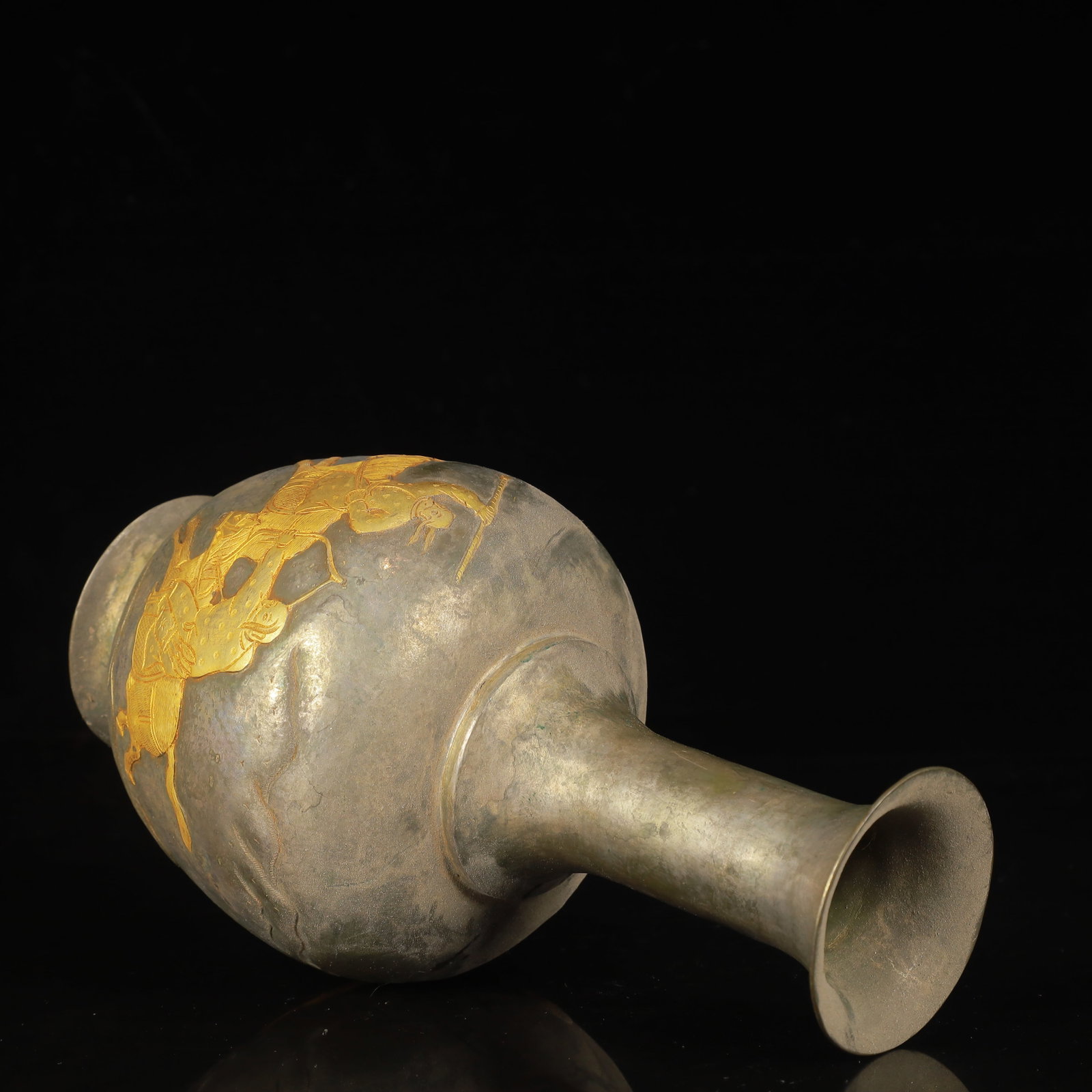 An Exquisite Gilt Silver Figure Pattern Vase - 13