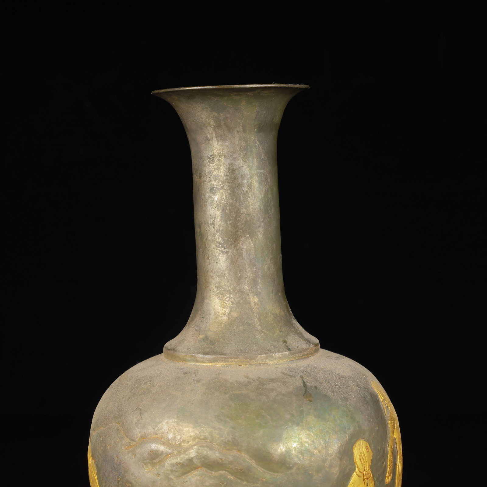 An Exquisite Gilt Silver Figure Pattern Vase - 5