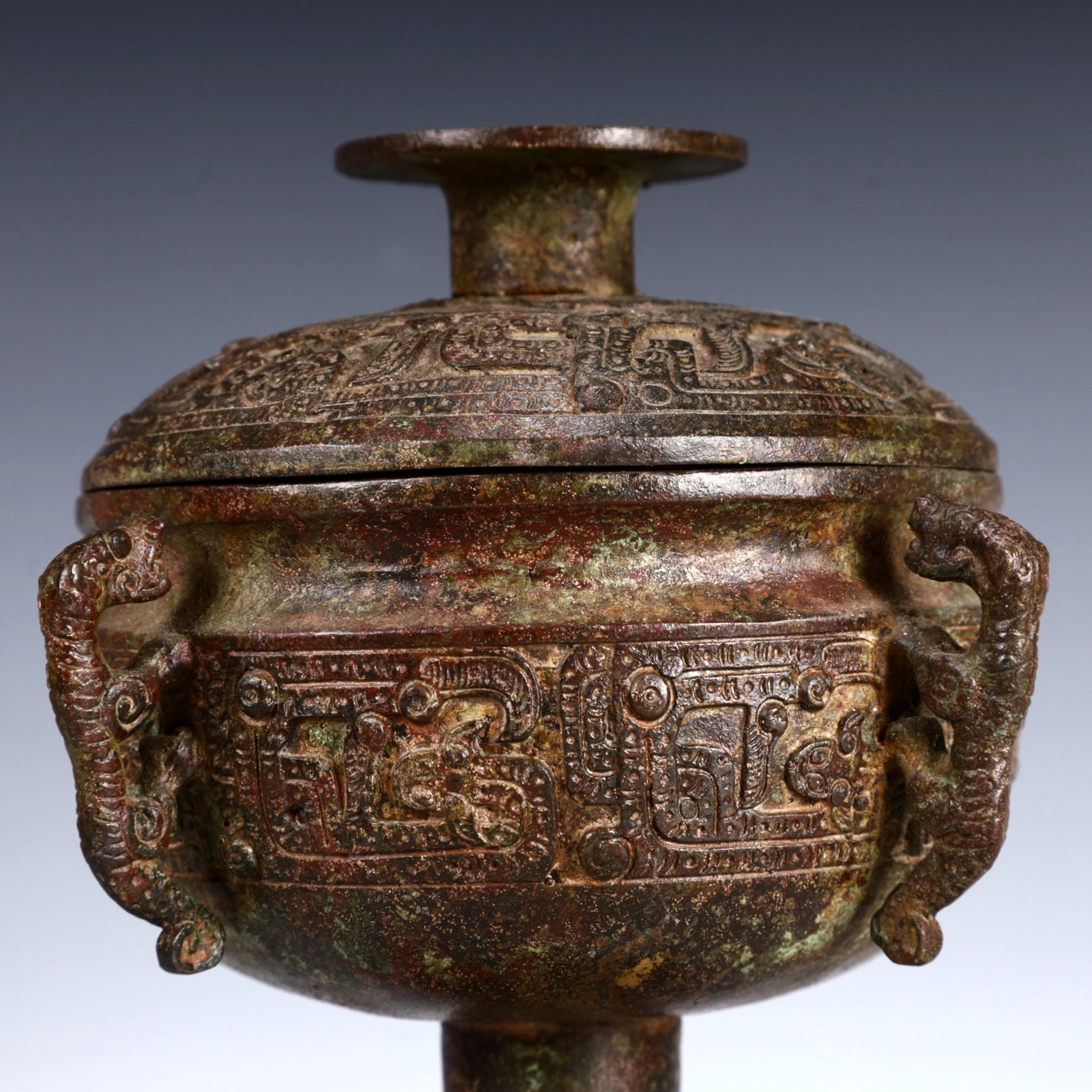 A Rare Bronze Dragon Pattern Double-Ears Cover Jar - 5