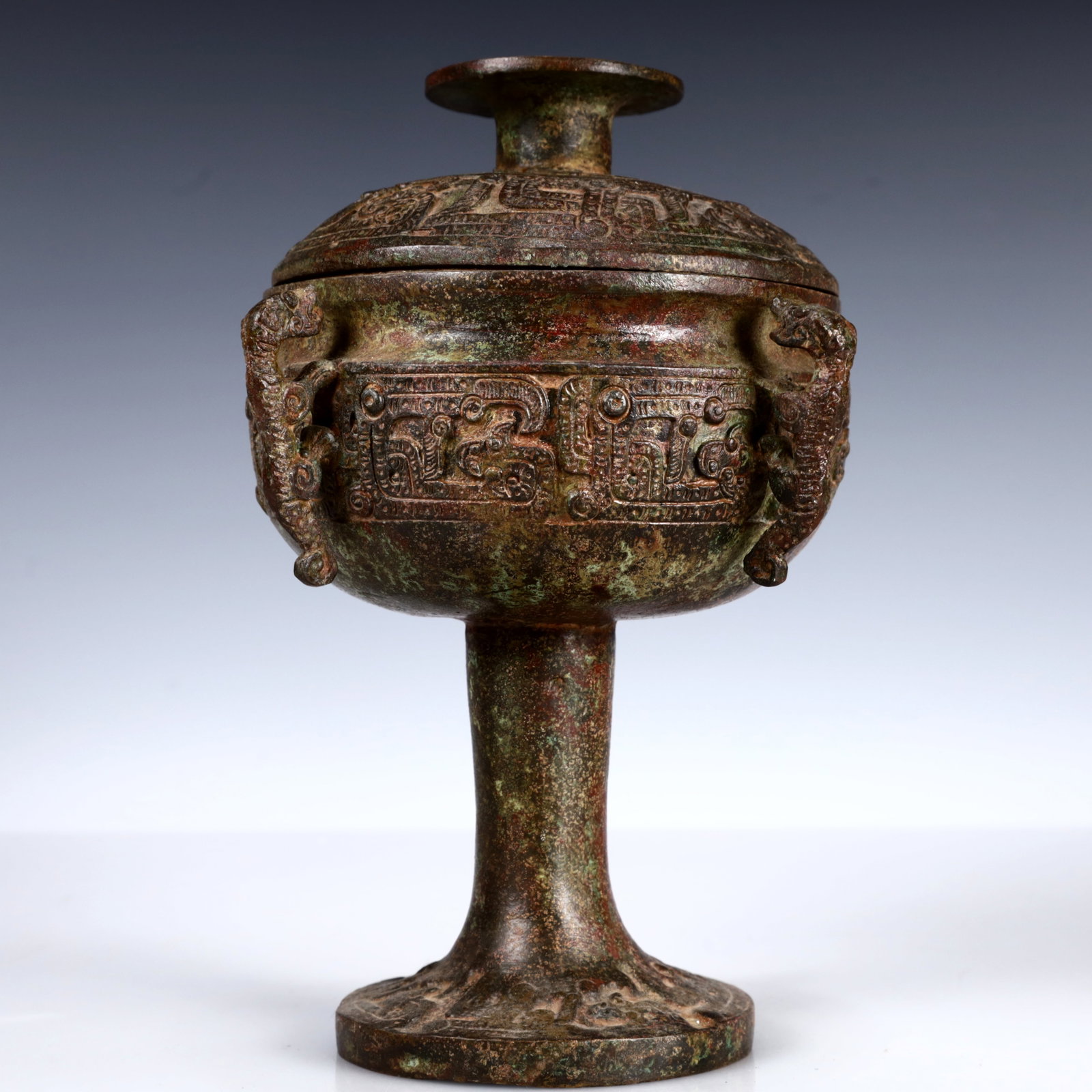 A Rare Bronze Dragon Pattern Double-Ears Cover Jar - 8